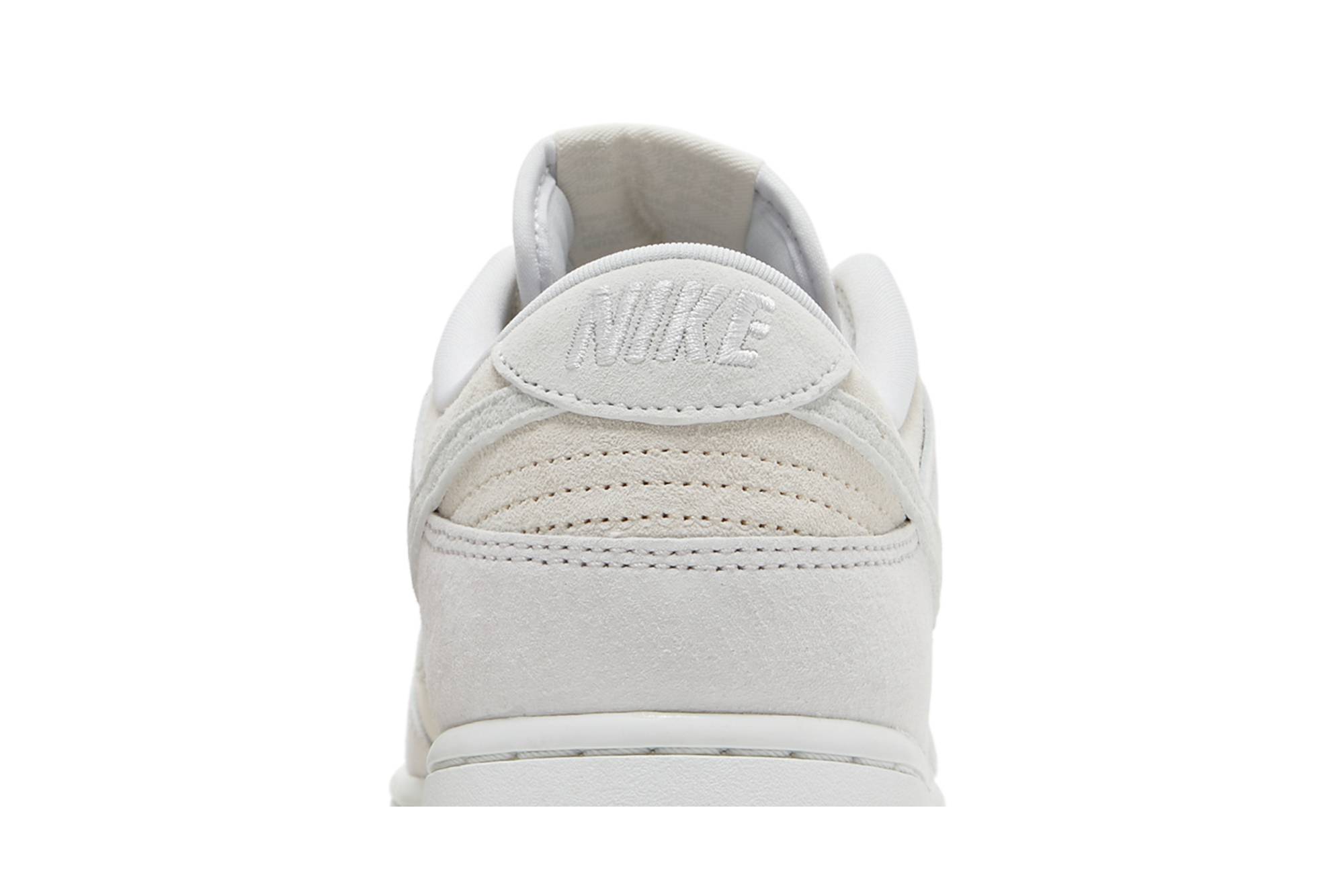Nike Dunk Low PRM ‘Vast Grey’ DD8338-001