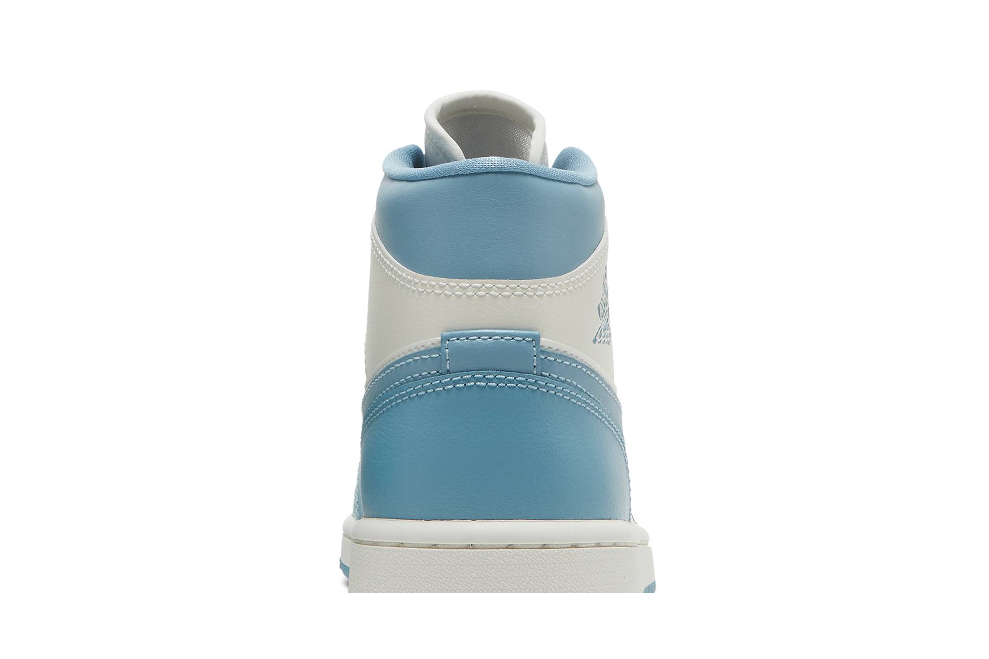 (Women) Air Jordan 1 Mid ‘UNC’ BQ6472-141