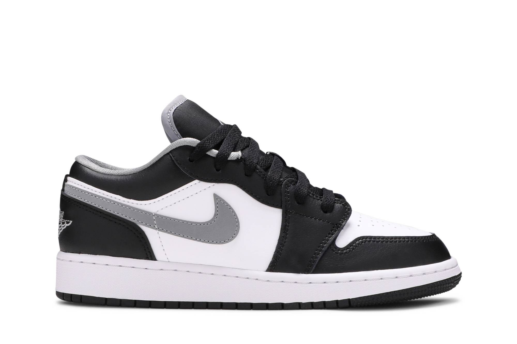 (Grade School) Air Jordan 1 Low Black Medium Grey 553560-040 Nicesnk