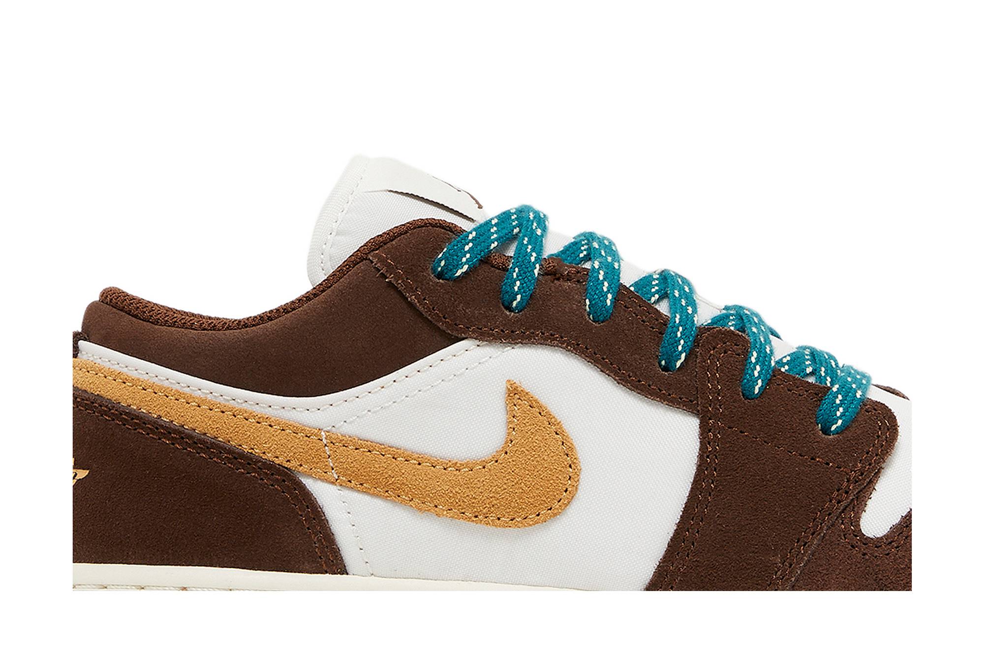(Grade School) Air Jordan 1 Low ‘Cacao Wow’ FB2216-200