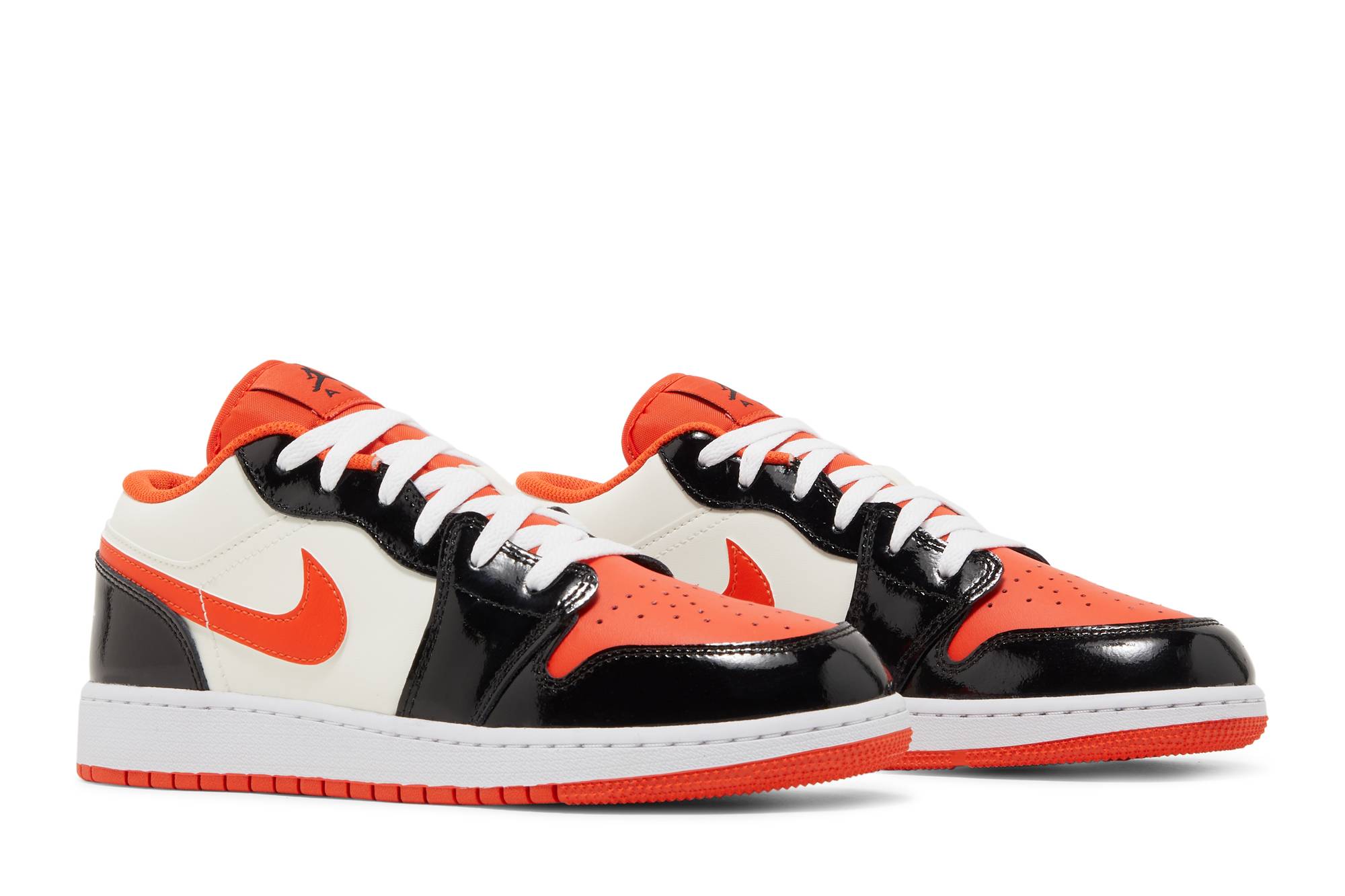 (Grade School) Air Jordan 1 Low ‘Halloween’ DV1335-800