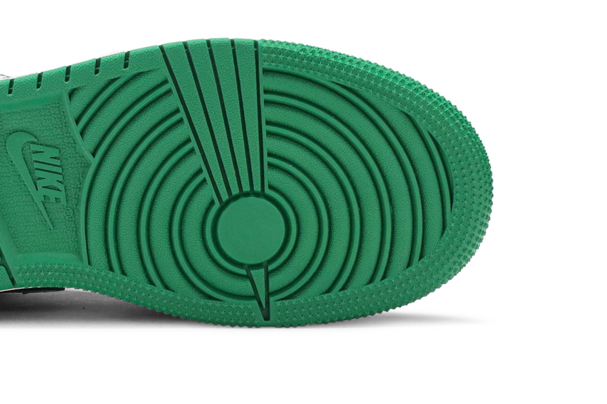 (Grade School) Air Jordan 1 Low ‘Pine Green’ 553560-301