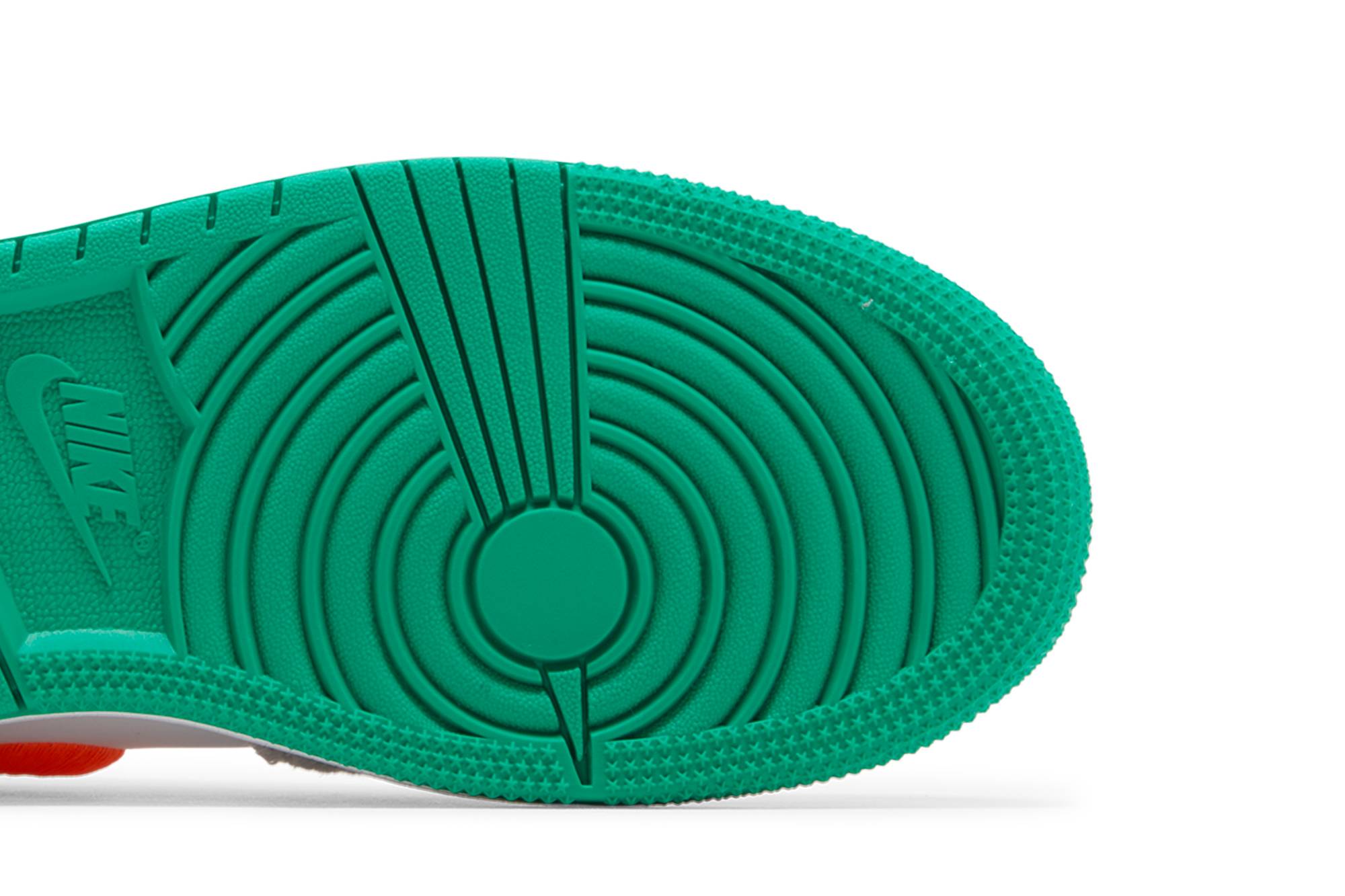 (Grade School) Air Jordan 1 Low ‘Rabbit’ DZ6333-083