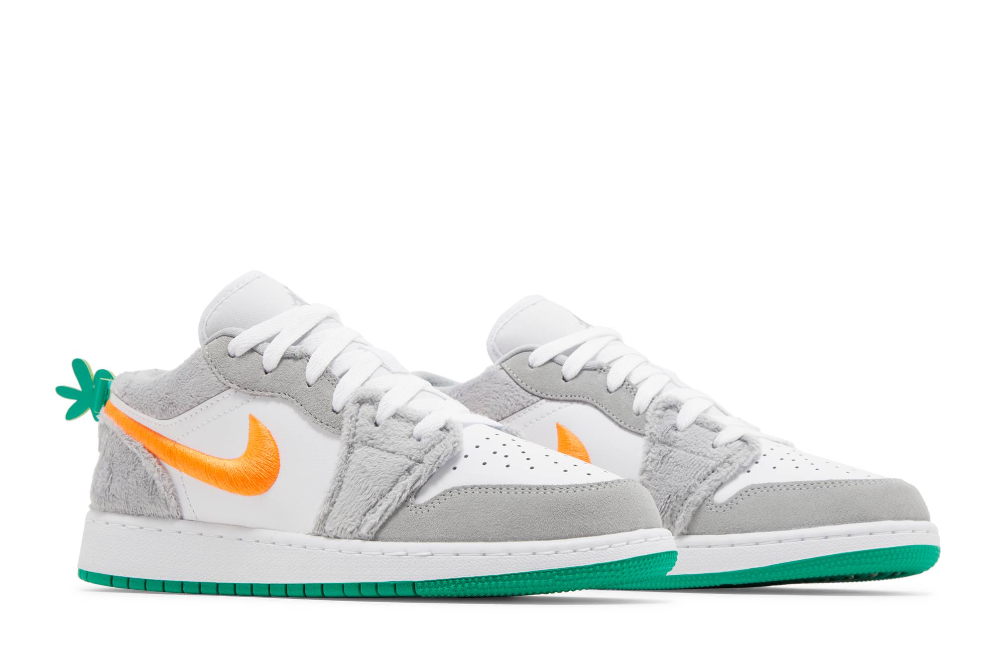 (Grade School) Air Jordan 1 Low ‘Rabbit’ DZ6333-083