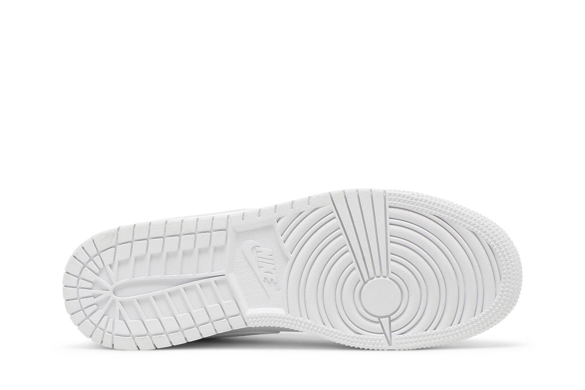 (Grade School) Air Jordan 1 Low Triple White 553560-130 Nicesnk