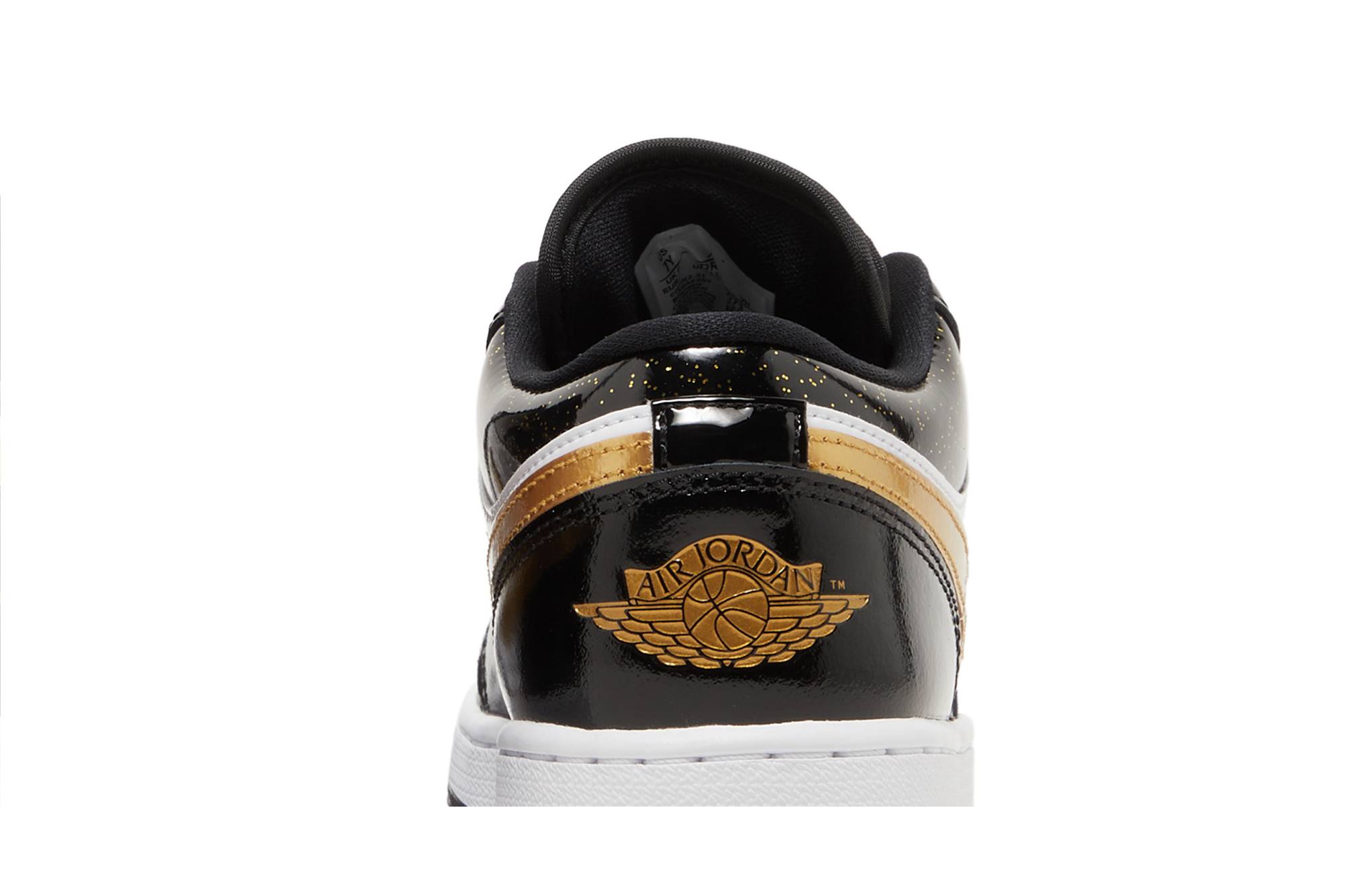 (Grade School) Air Jordan 1 Low SE ‘Gold Toe’ DR6970-071