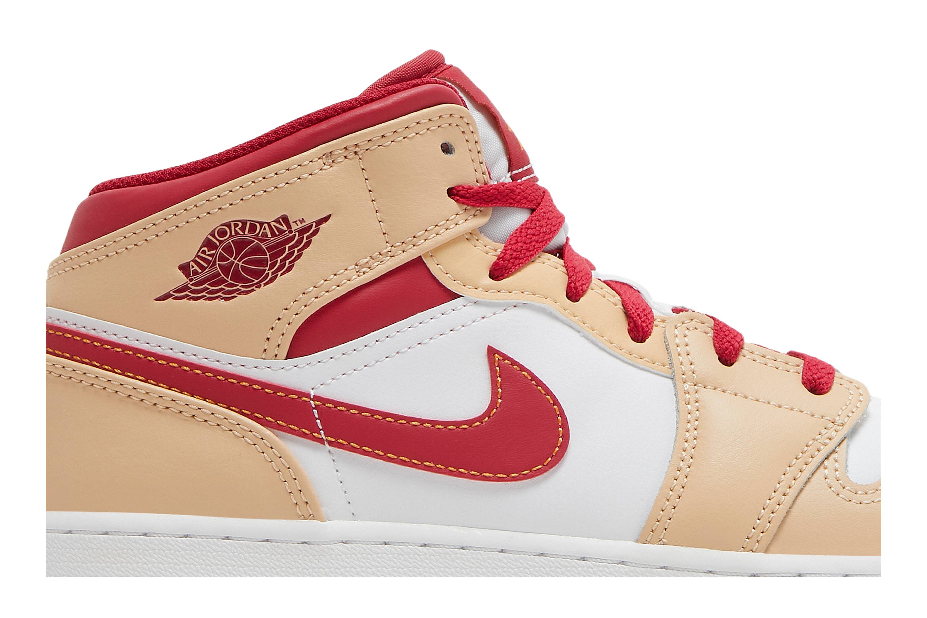 (Grade School) Air Jordan 1 Mid ‘Beige Red’ 554725-201