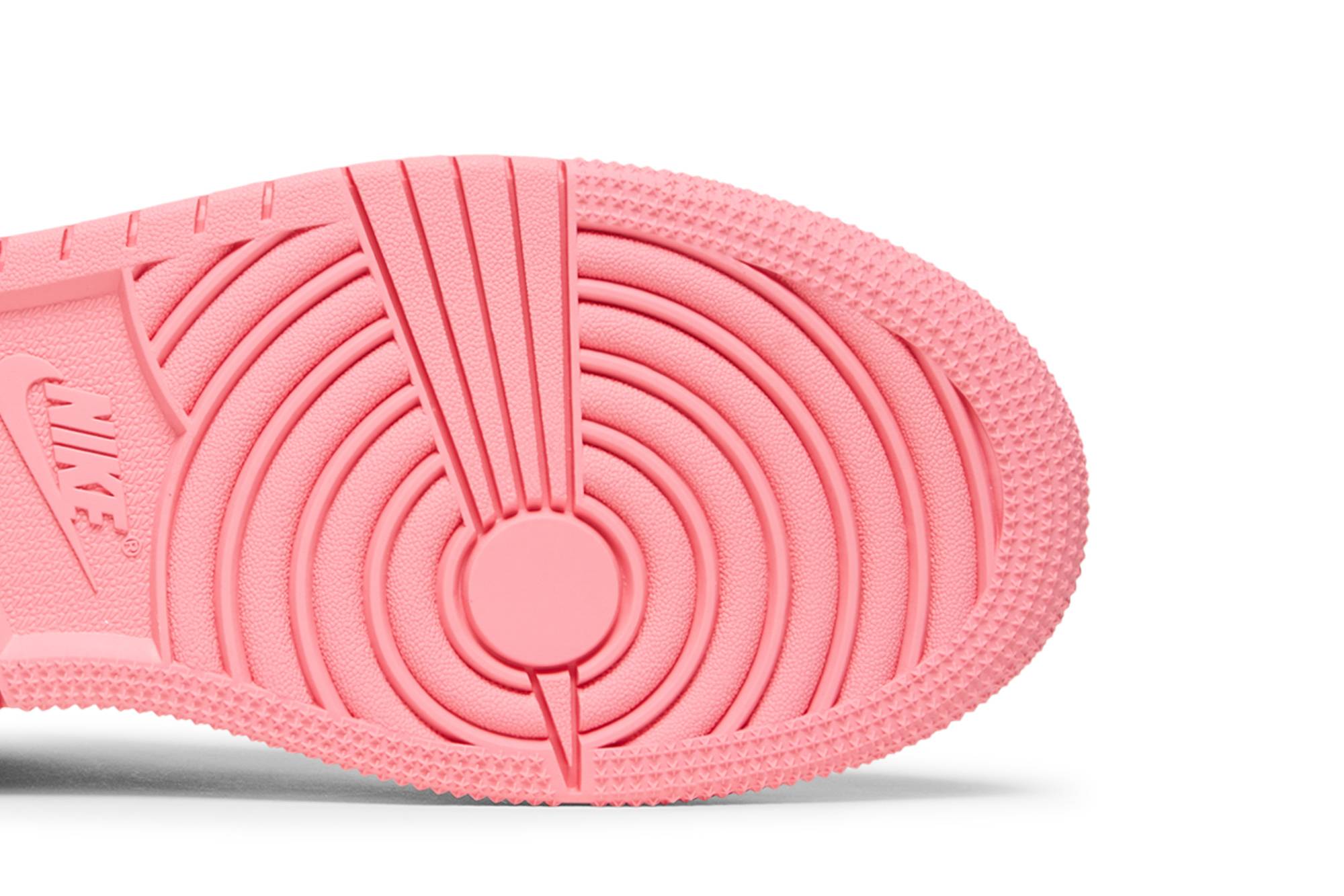 (Grade School) Air Jordan 1 Mid ‘Coral Chalk’ 554725-662
