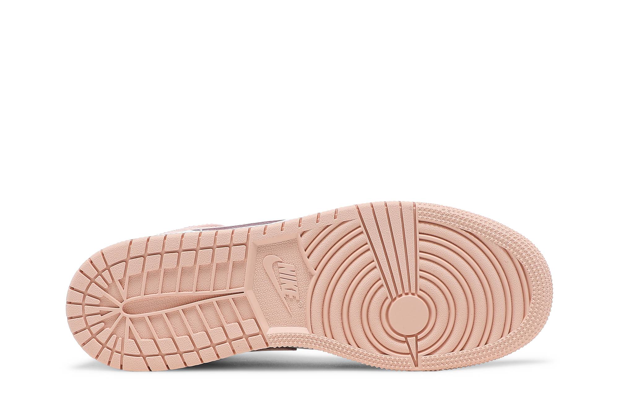 (Grade School) Air Jordan 1 Mid Crimson Tint 554725-133 Nicesnk