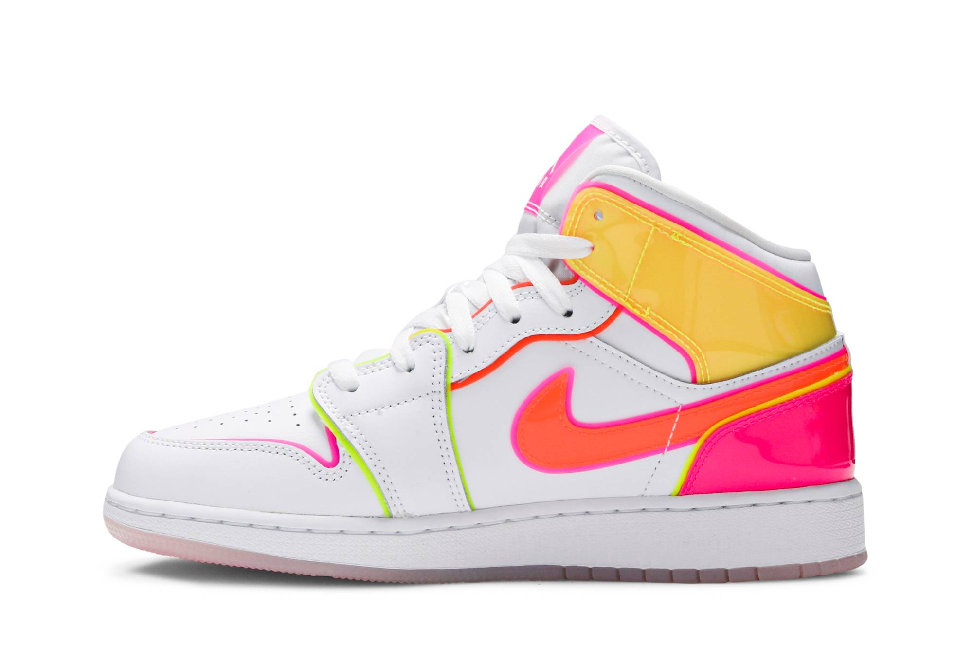 (Grade School) Air Jordan 1 Mid ‘Edge Glow’ CV4611-100