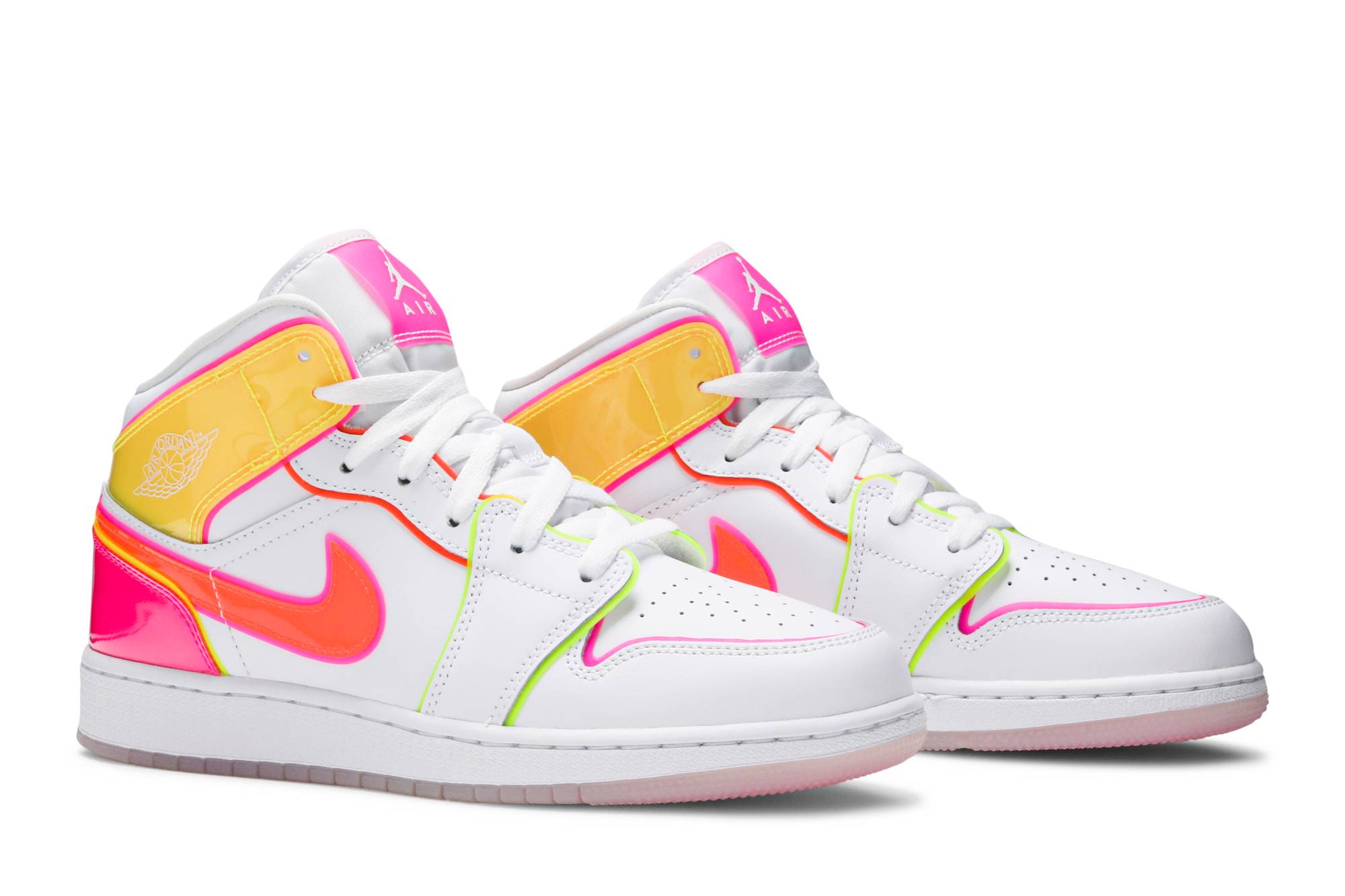 (Grade School) Air Jordan 1 Mid ‘Edge Glow’ CV4611-100