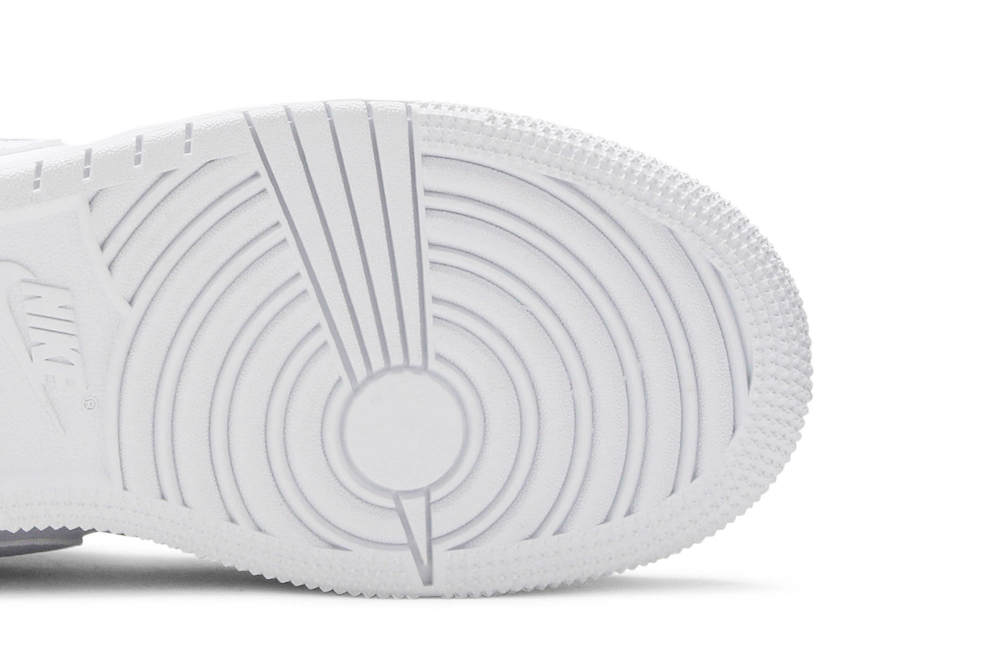 (Grade School) Air Jordan 1 Mid ‘Triple White’ 554725-130