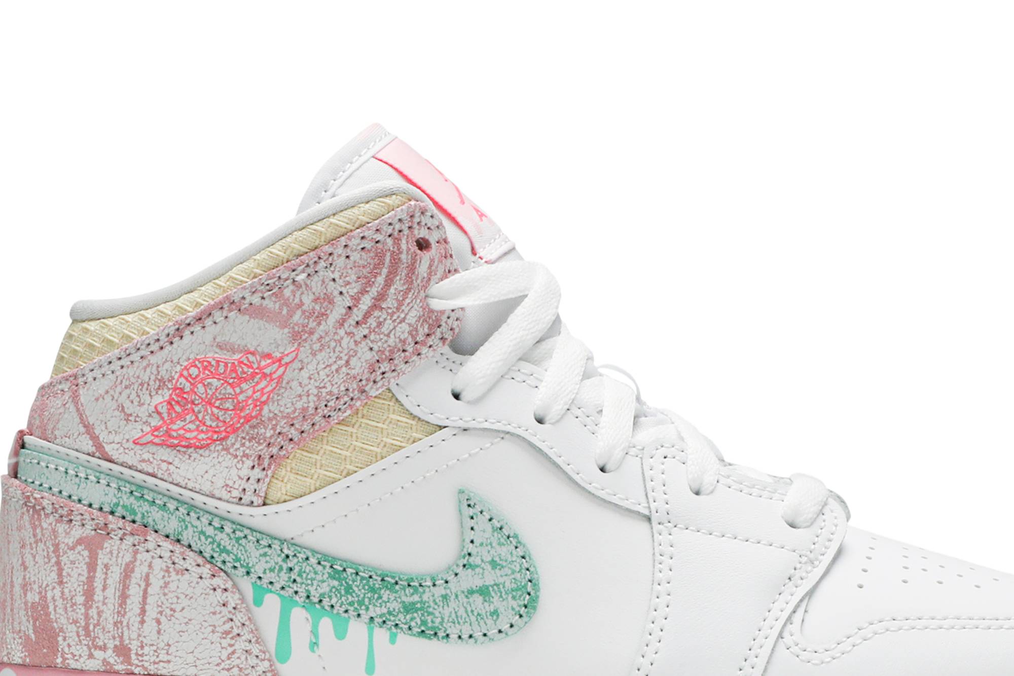 (Grade School) Air Jordan 1 Mid SE ‘Ice Cream’ DD1666-100