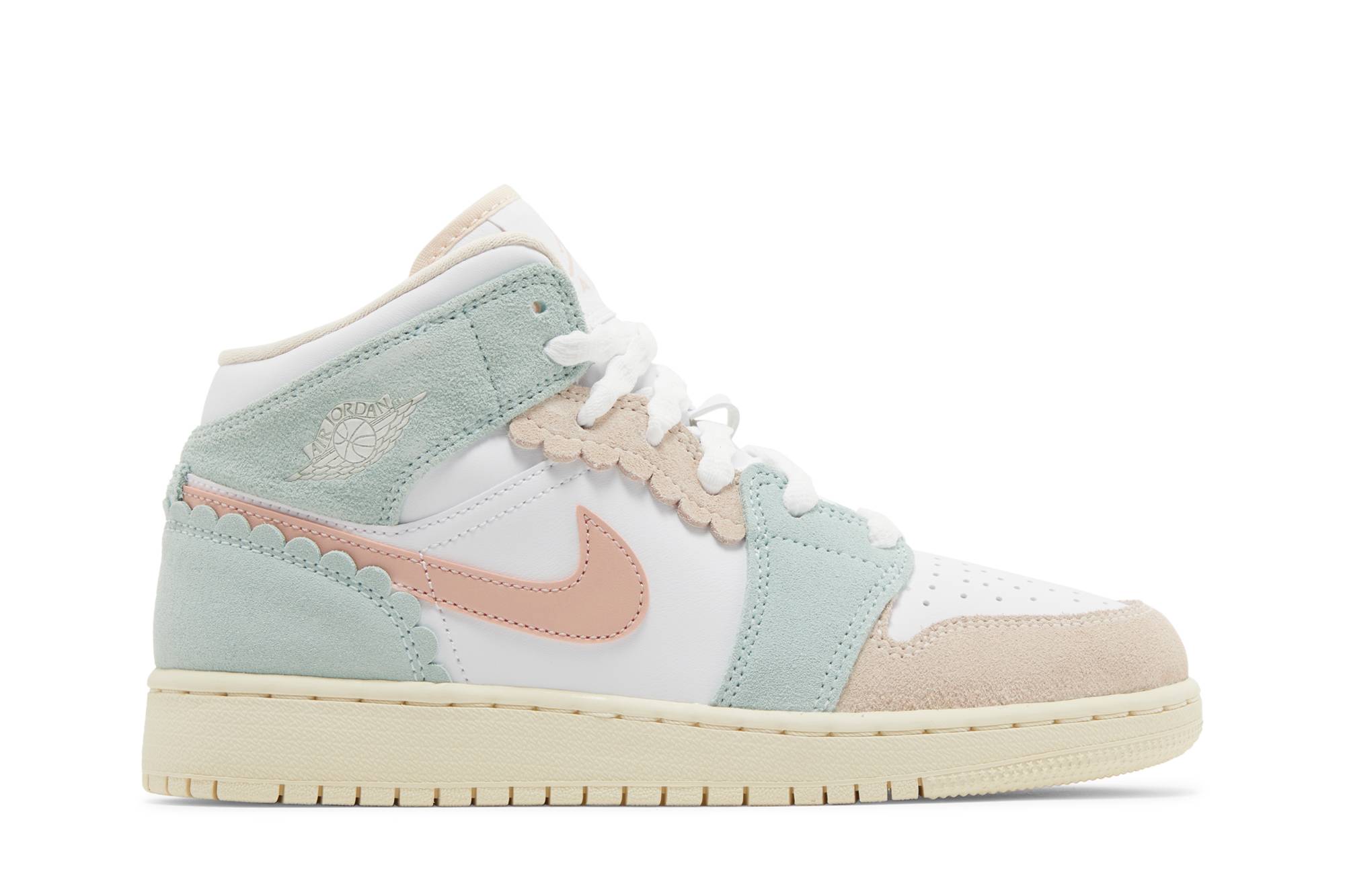 (Grade School) Air Jordan 1 Mid SE Pink Oxford DZ5361-100 Nicesnk