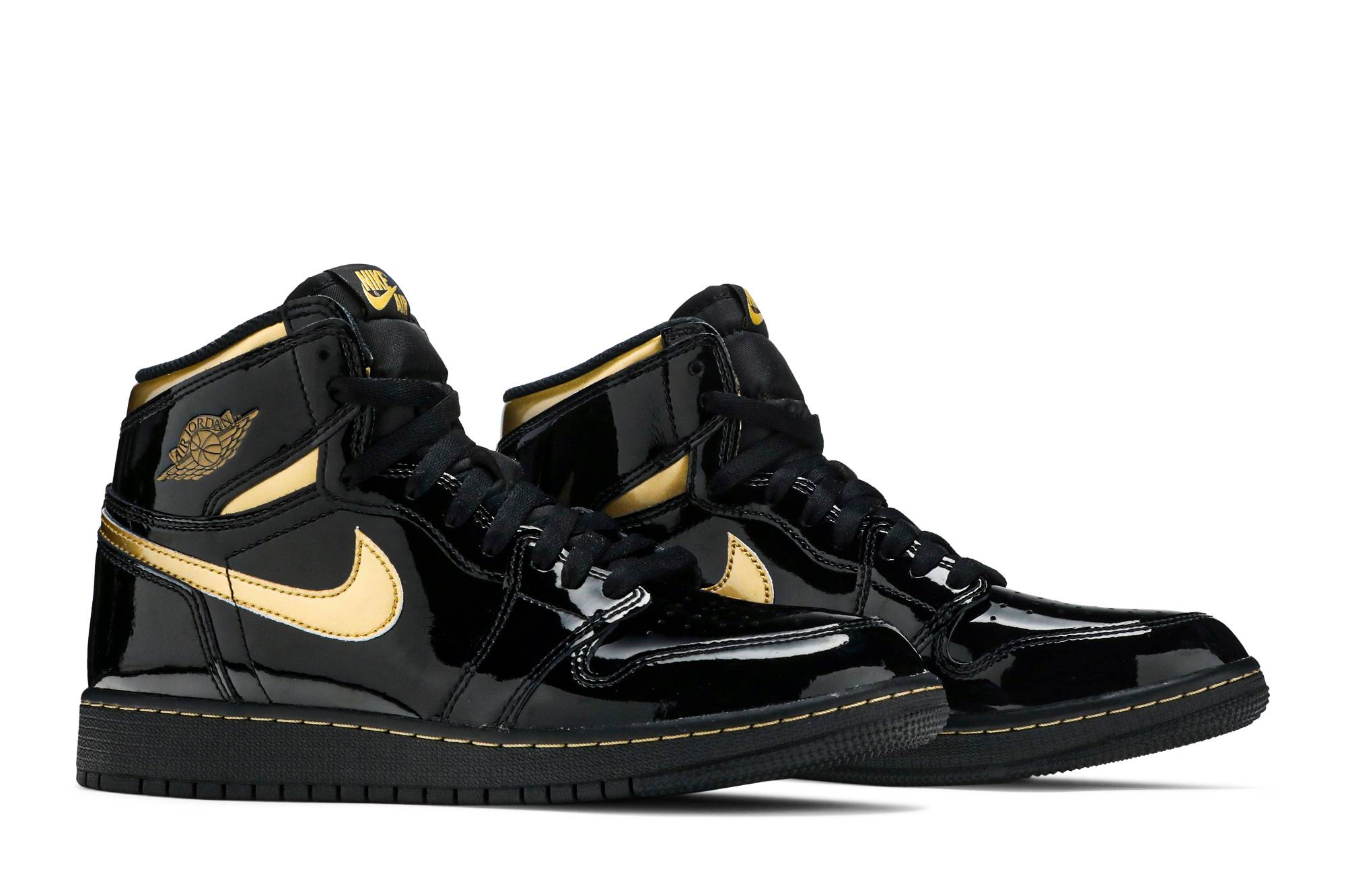 (Grade School) Air Jordan 1 Retro High OG ‘Black Metallic Gold’ 575441-032