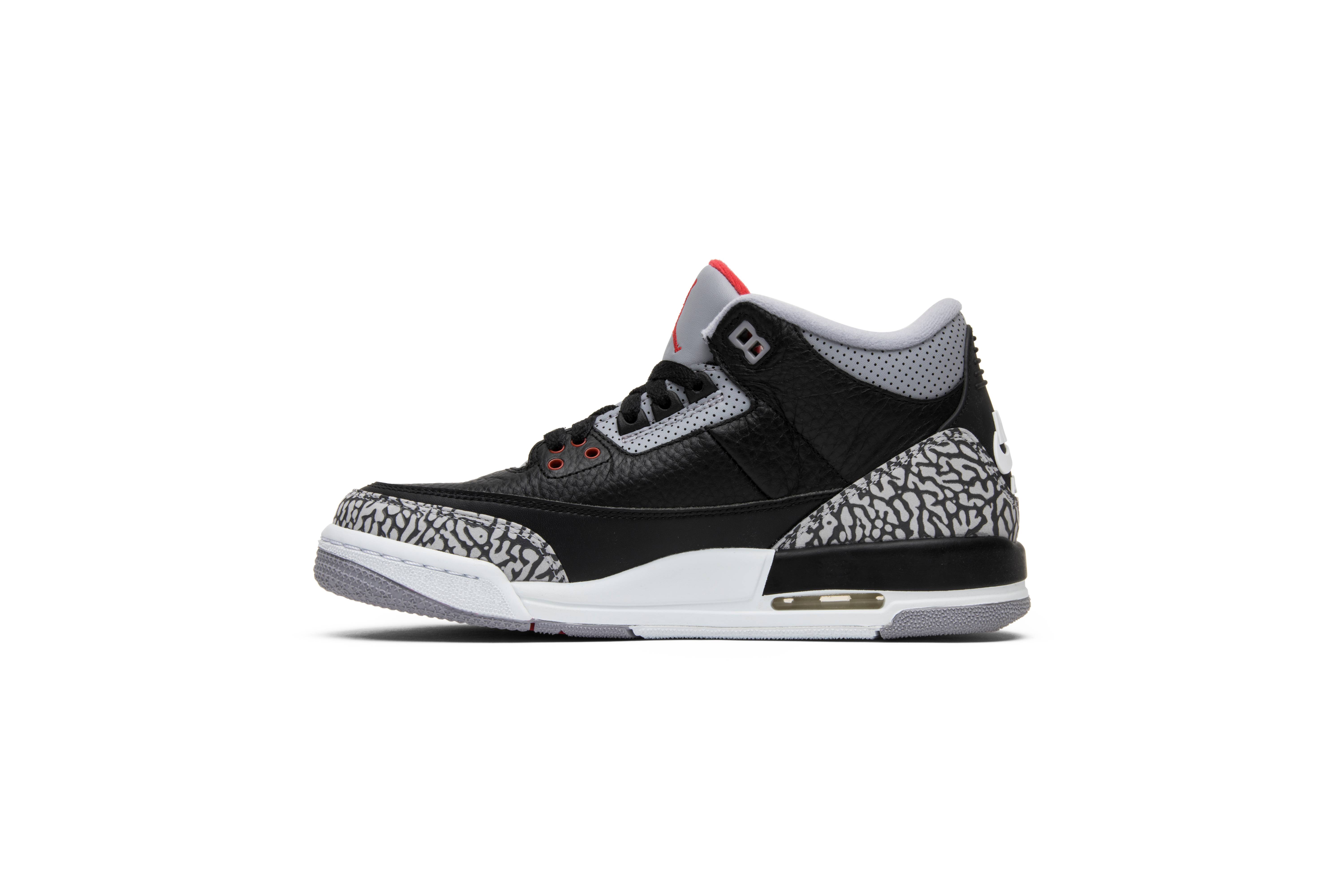 (Grade School) Air Jordan 3 Retro OG ‘Black Cement’ 2018 854261-001