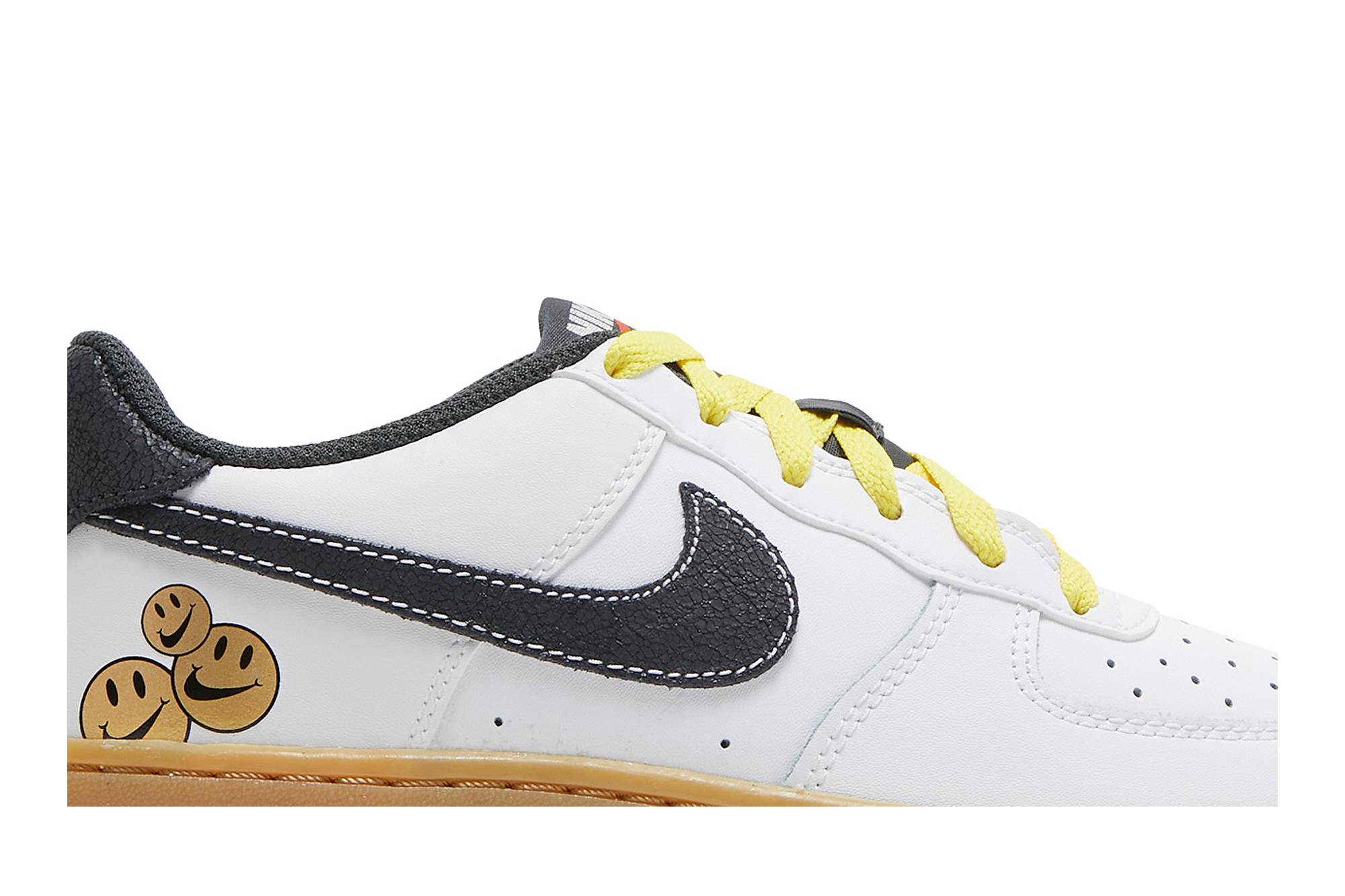 (Grade School) Nike Air Force 1 Low ’07 LV8 ‘Go The Extra The Smile’ DO5854-100
