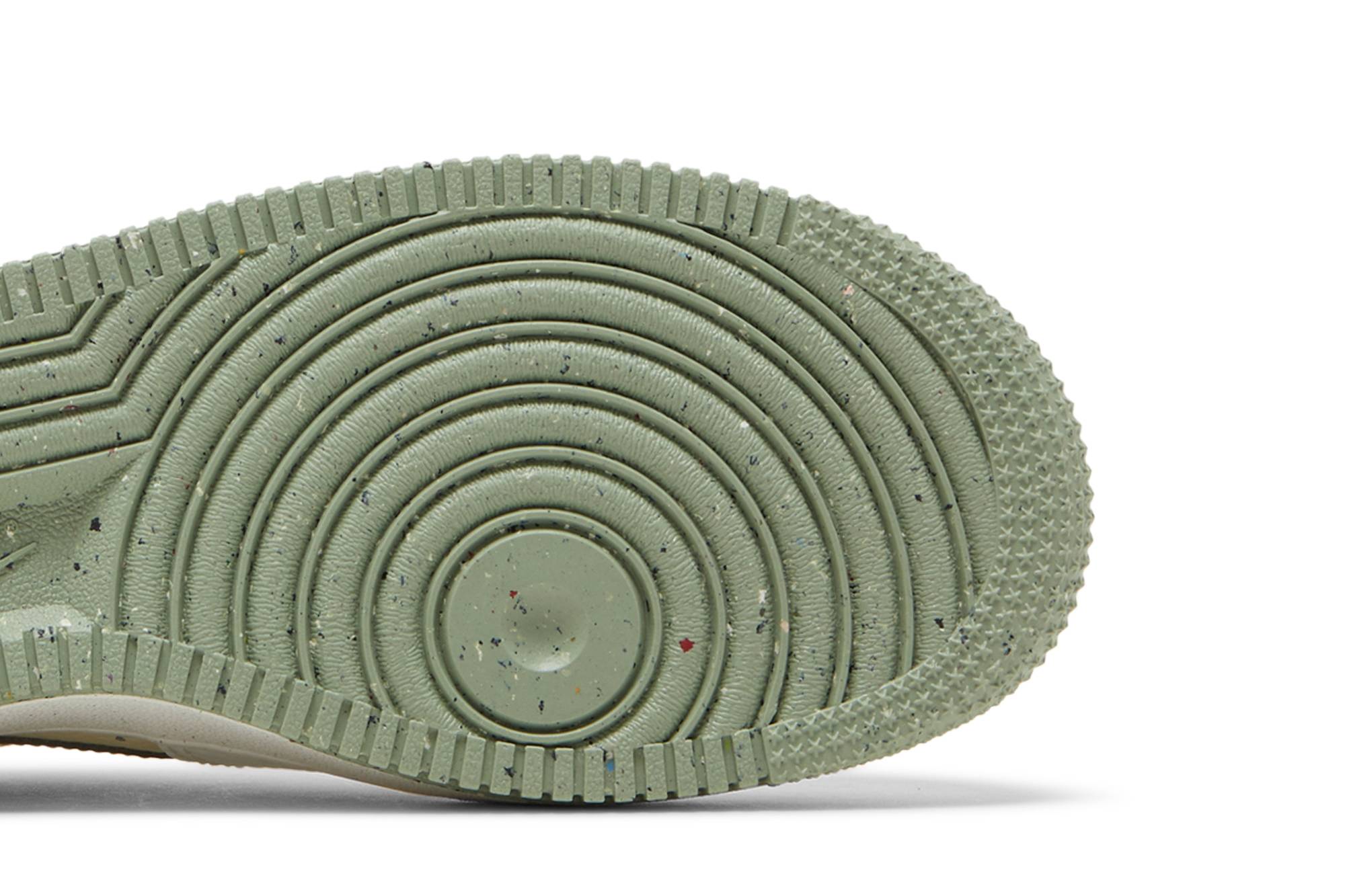 (Grade School) Nike Air Force 1 Low LV8 ‘Muted Green’ DQ0360-100
