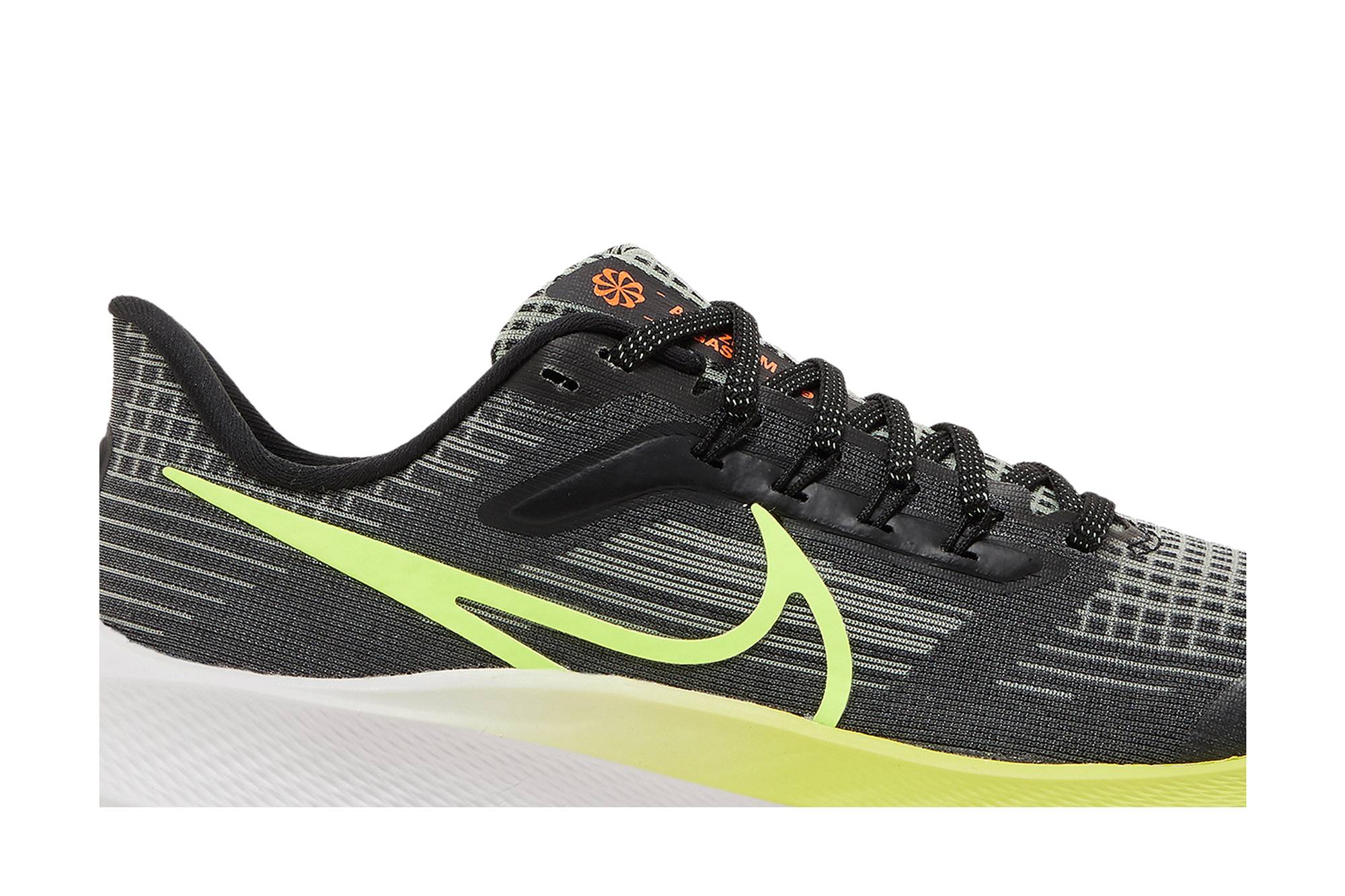 (Grade School) Nike Air Zoom Pegasus 39 ‘Black Barely Volt’ DM4015-002