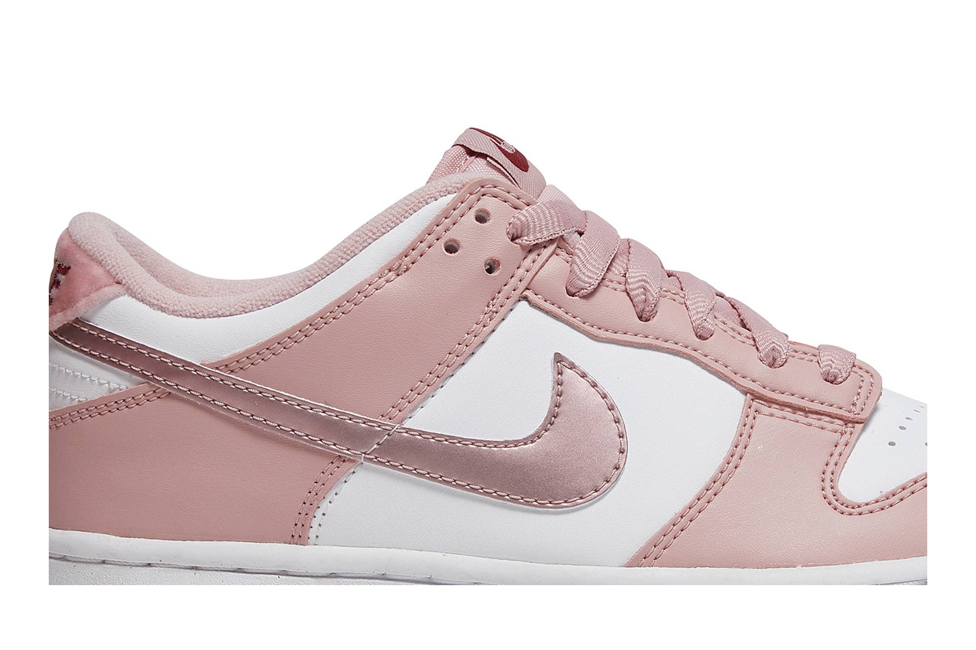 (Grade School) Nike Dunk Low ‘Pink Velvet’ [also worn by BTS Jin] DO6485-600