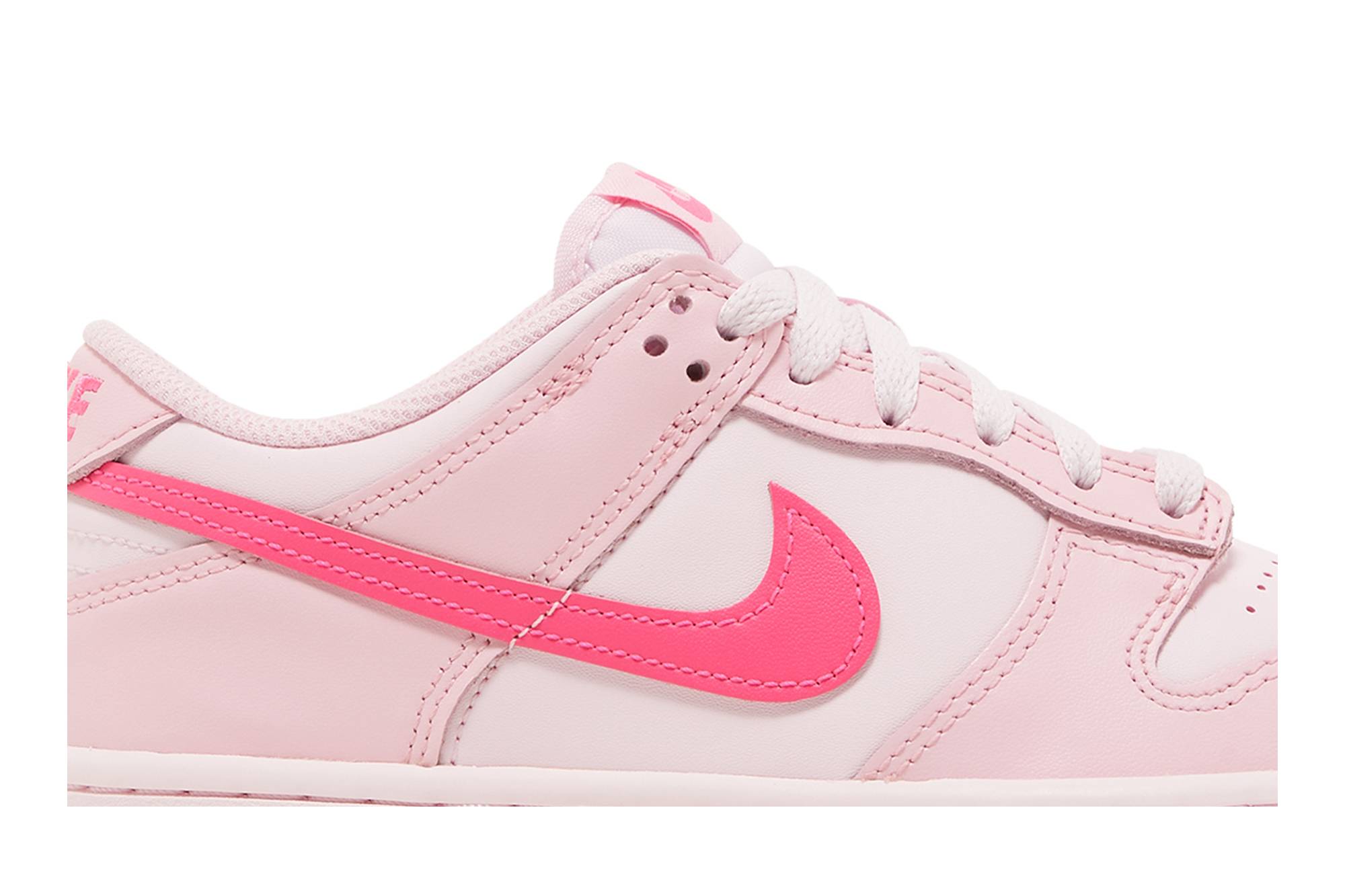 Nike Dunk Low ‘Triple Pink’ DH9765-600