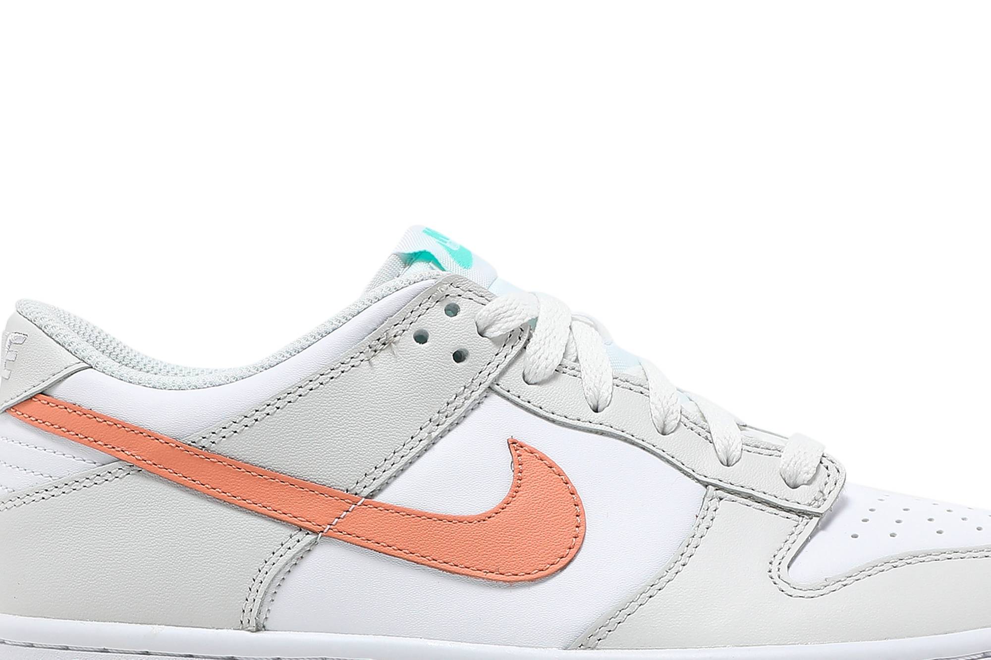 (Grade School) Nike Dunk Low ‘Tropical Twist’ CW1590-101