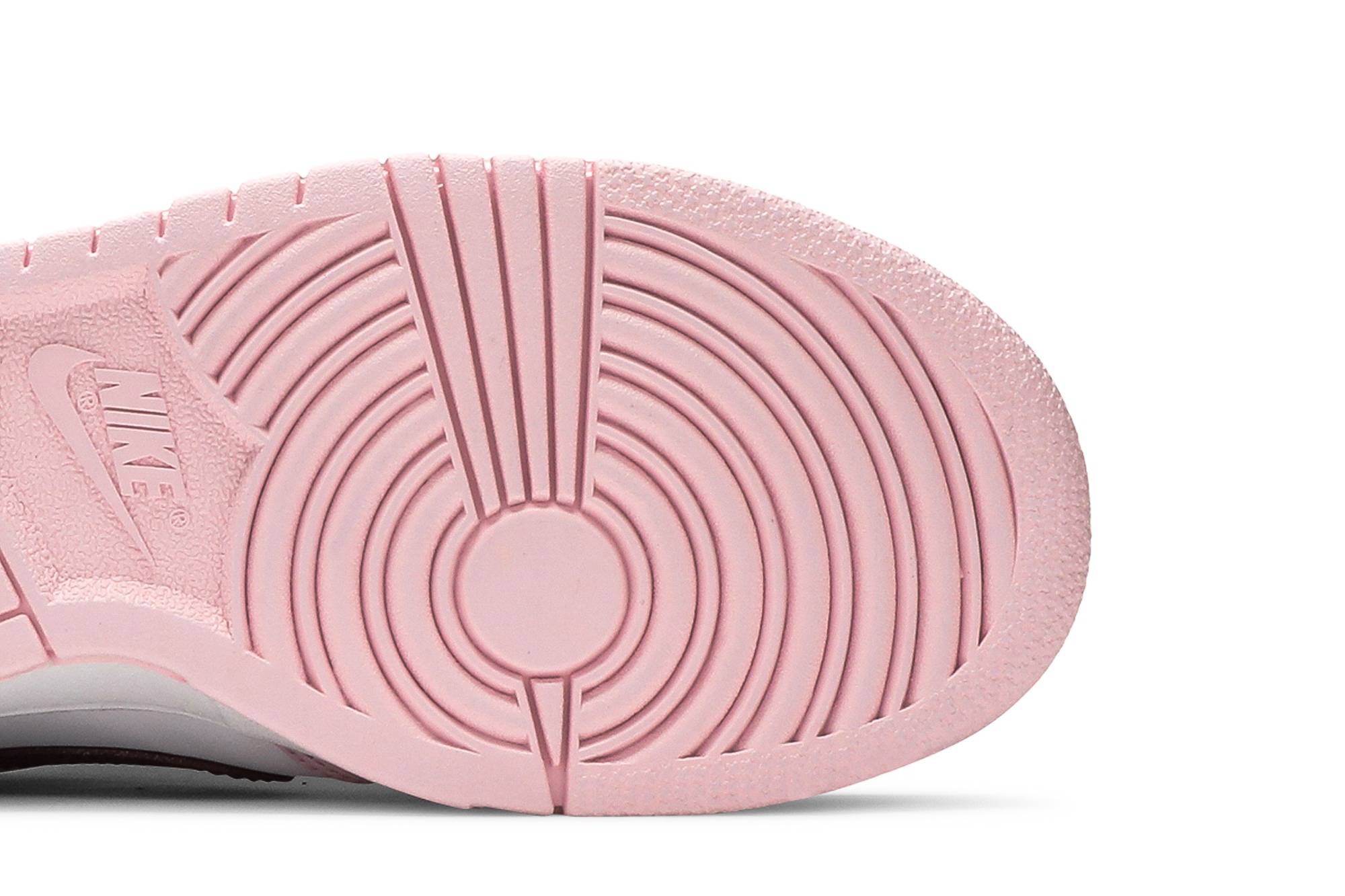 (Grade School) Nike Dunk Low ‘Valentine’s Day’ CW1590-601