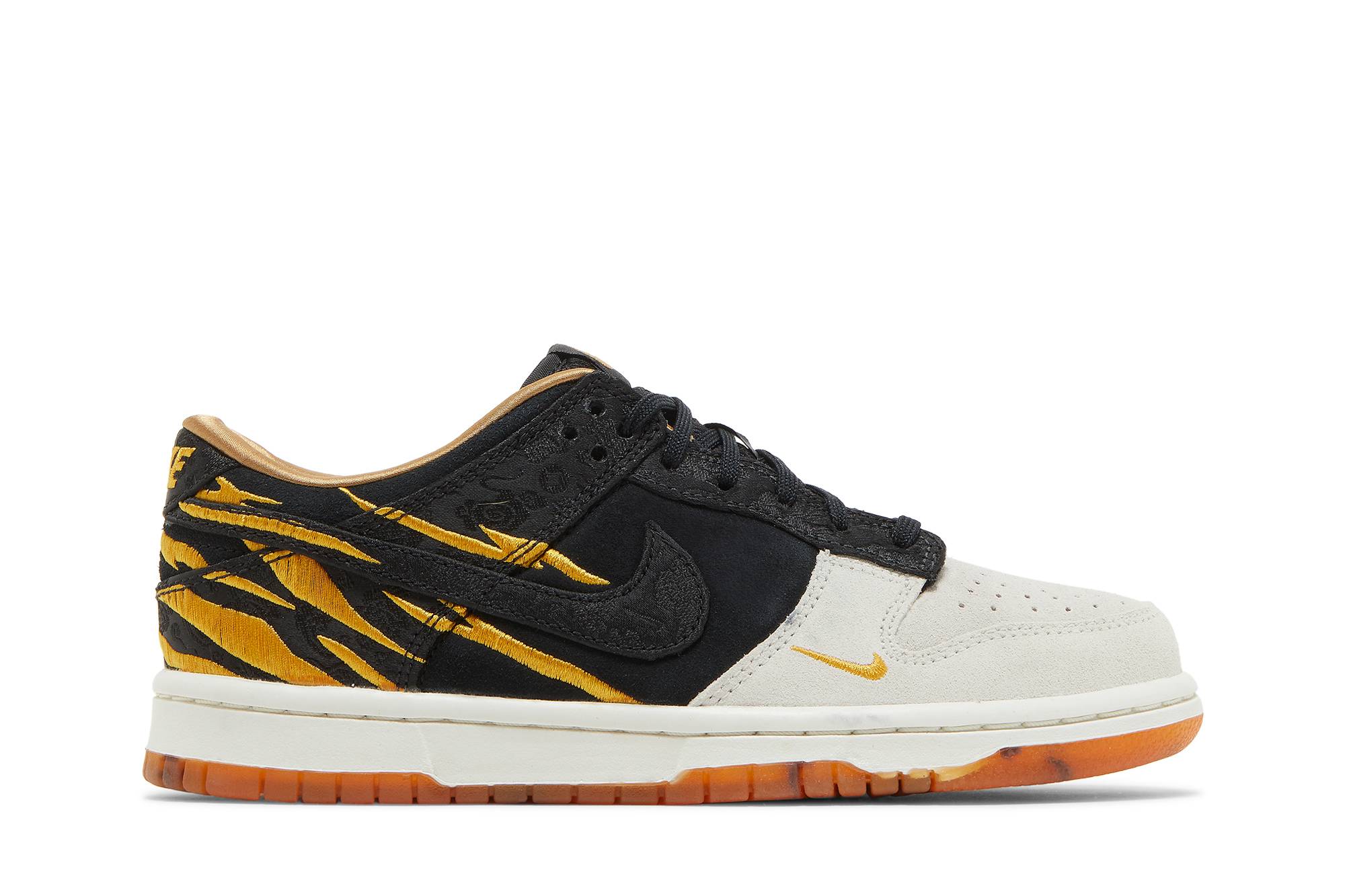 (Grade School) Nike Dunk Low ‘Year of the Tiger’ DQ5351-001