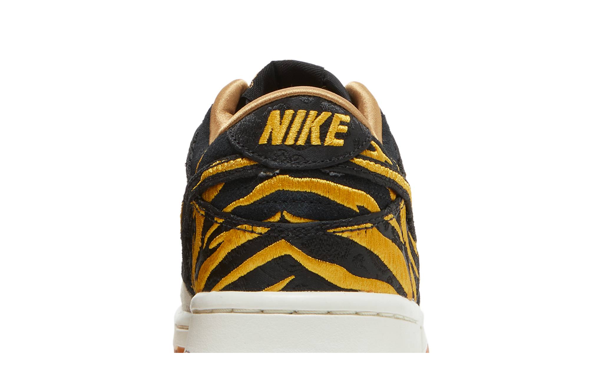 (Grade School) Nike Dunk Low ‘Year of the Tiger’ DQ5351-001