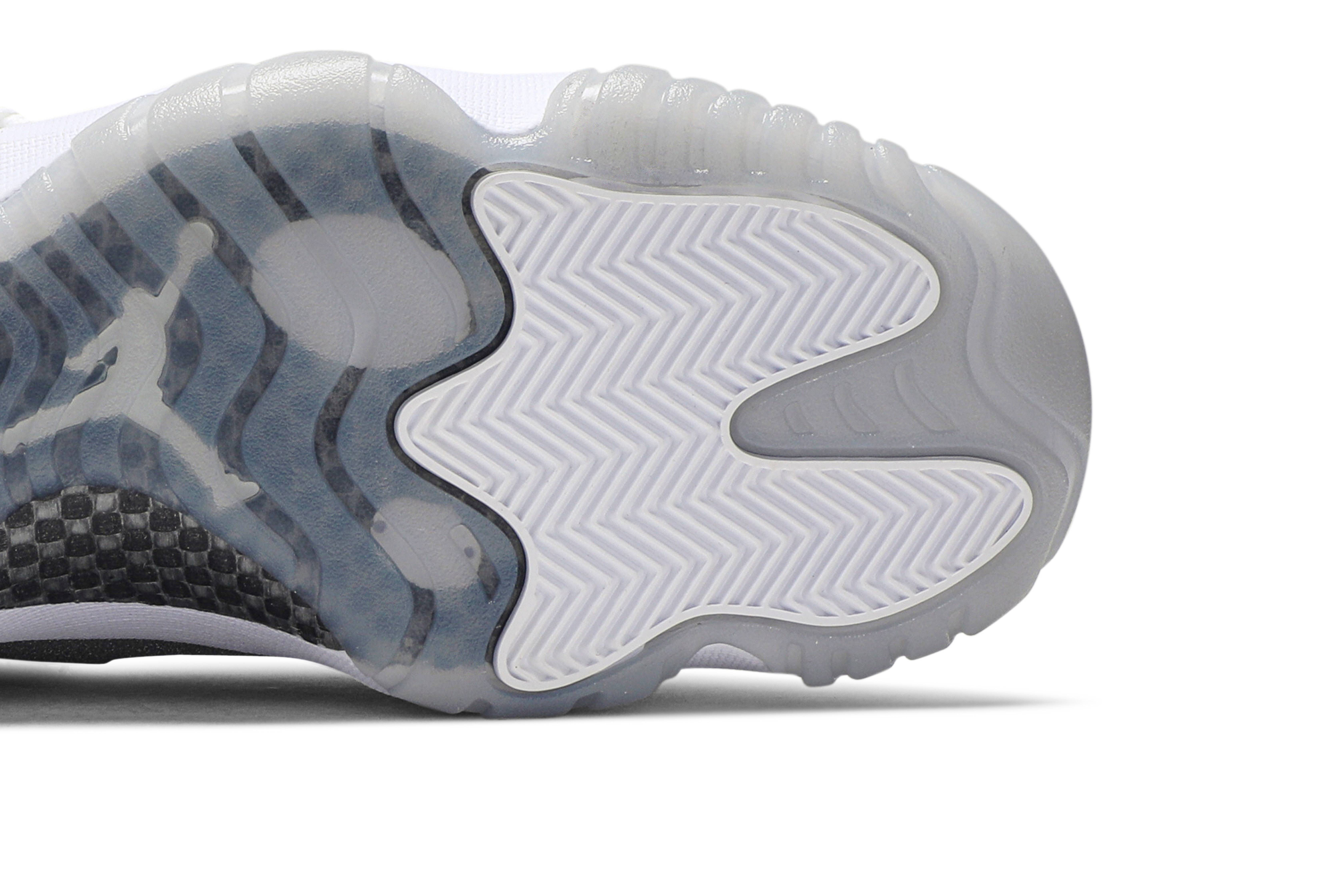 (Women) Air Jordan 11 Retro Vast Grey AR0715-100 Nicesnk