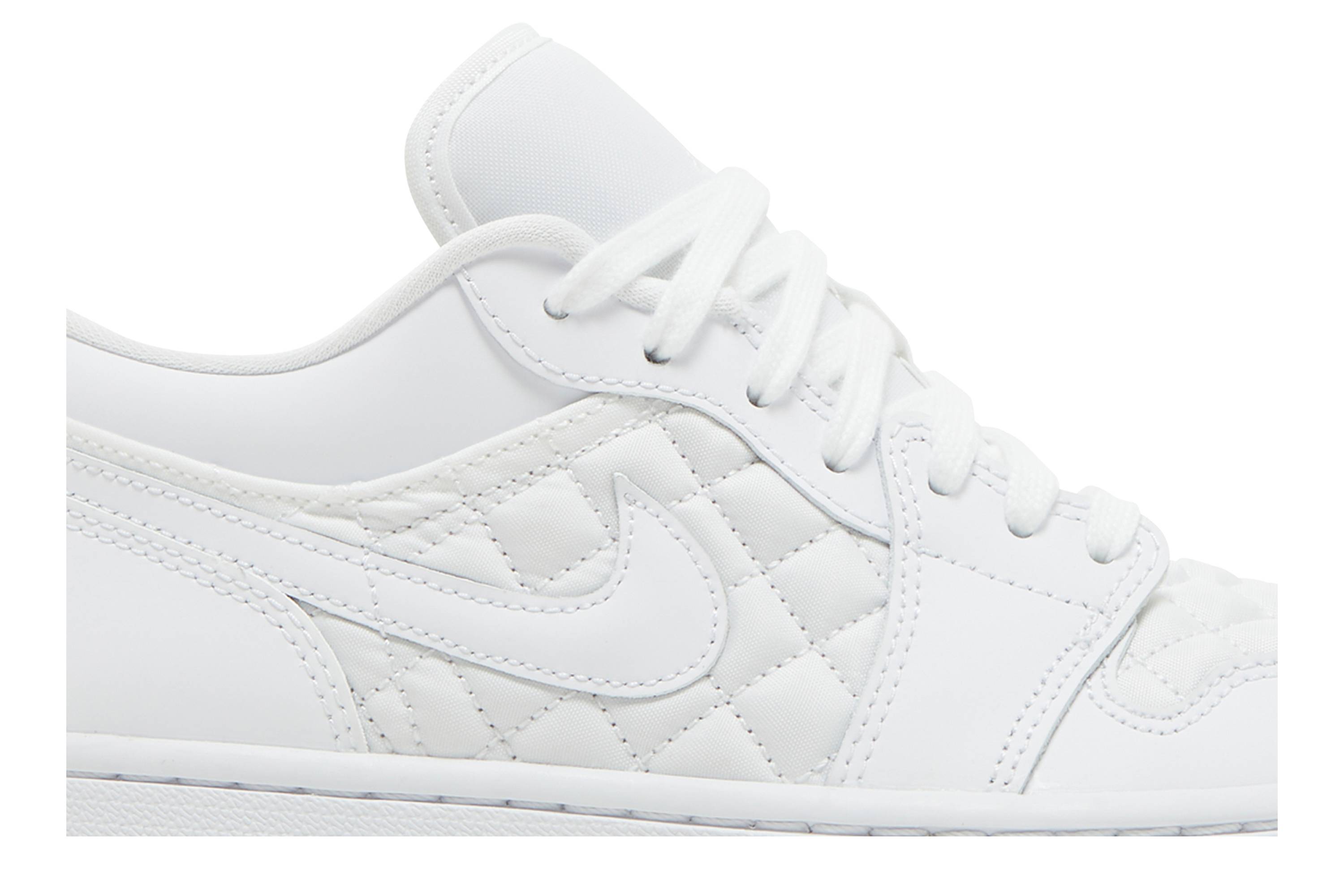 (Women) Air Jordan 1 Low Quilted ‘Triple White’ DB6480-100
