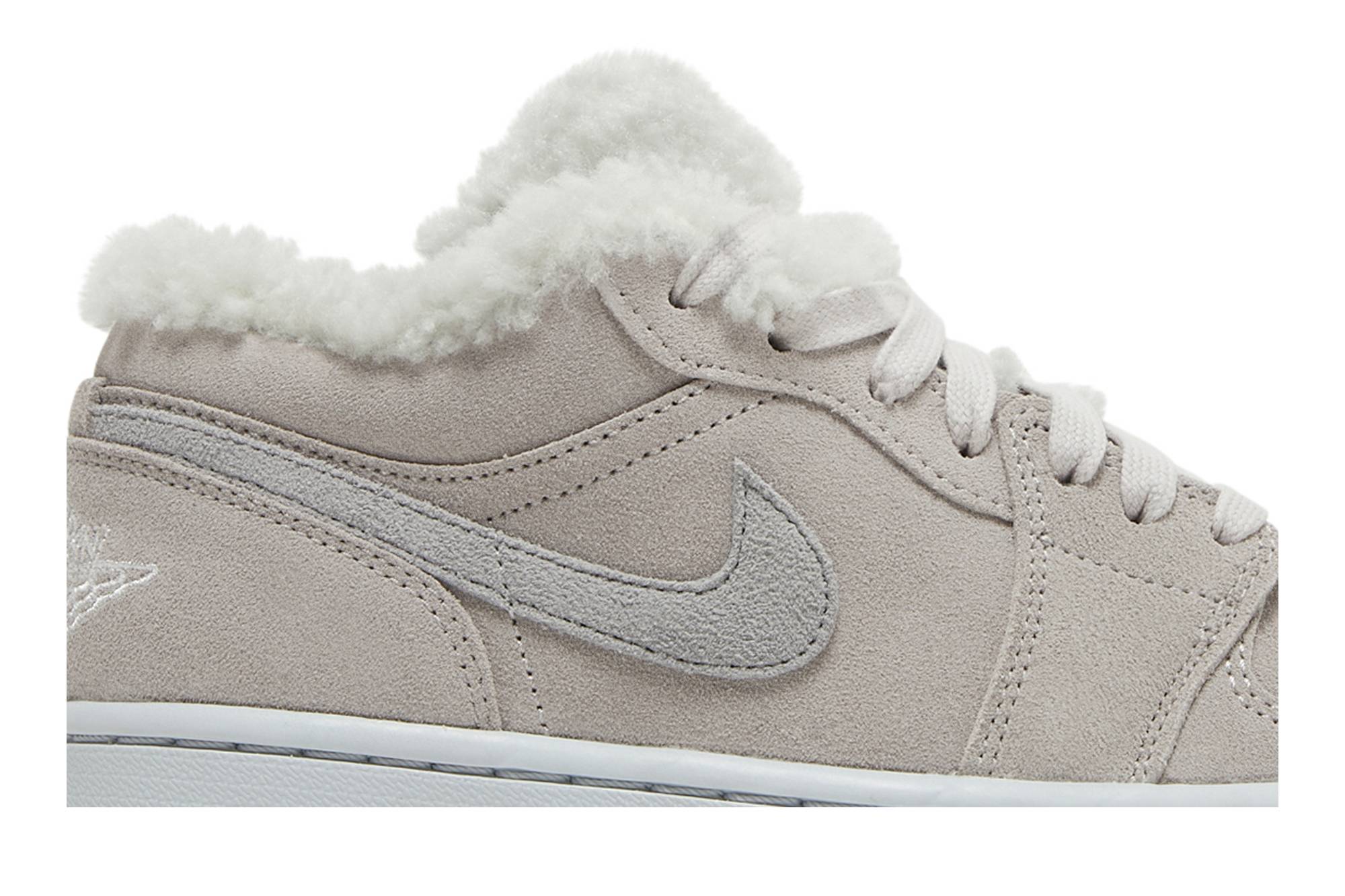 (Women) Air Jordan 1 Low SE ‘Sherpa Fleece’ DO0750-002