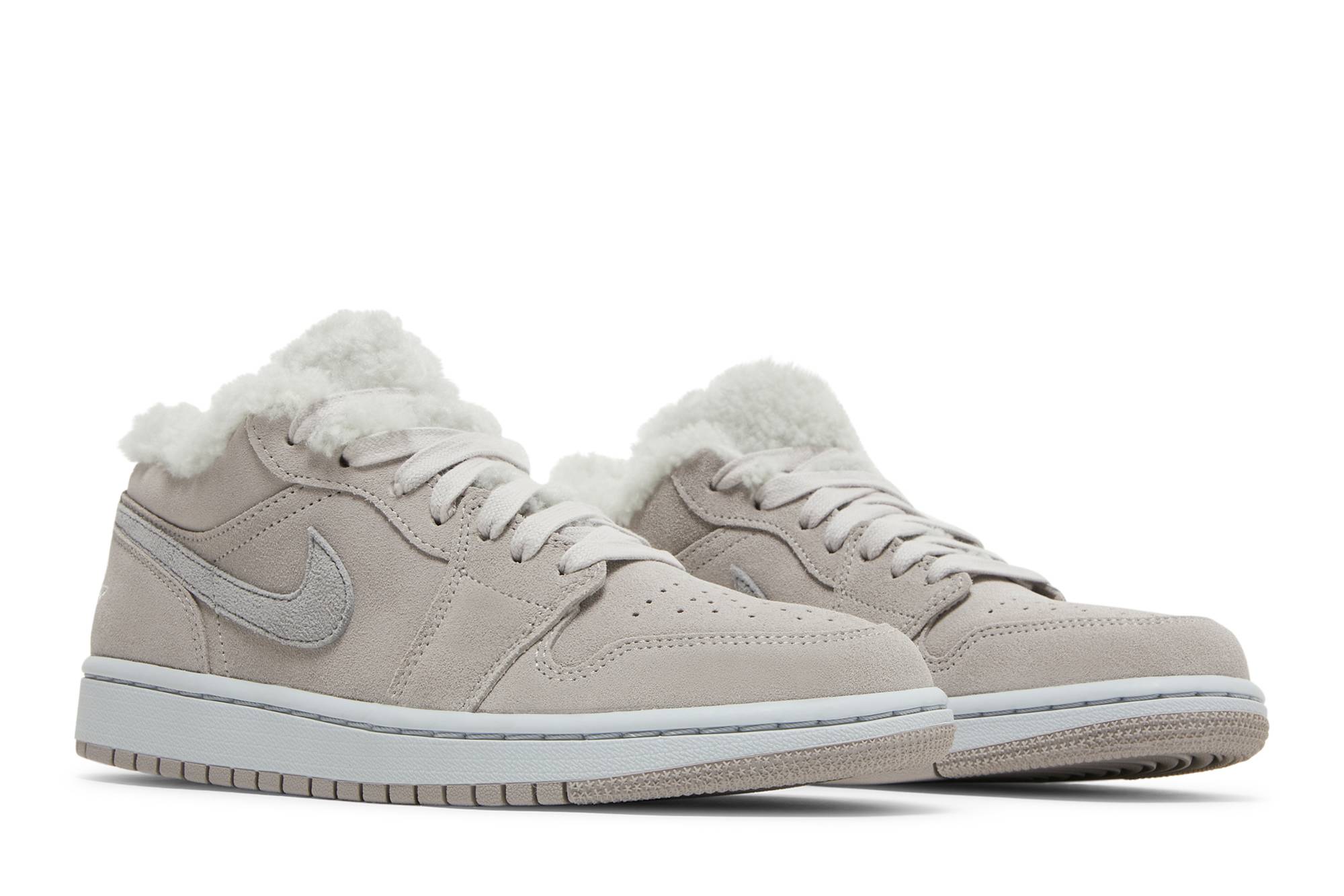 (Women) Air Jordan 1 Low SE ‘Sherpa Fleece’ DO0750-002