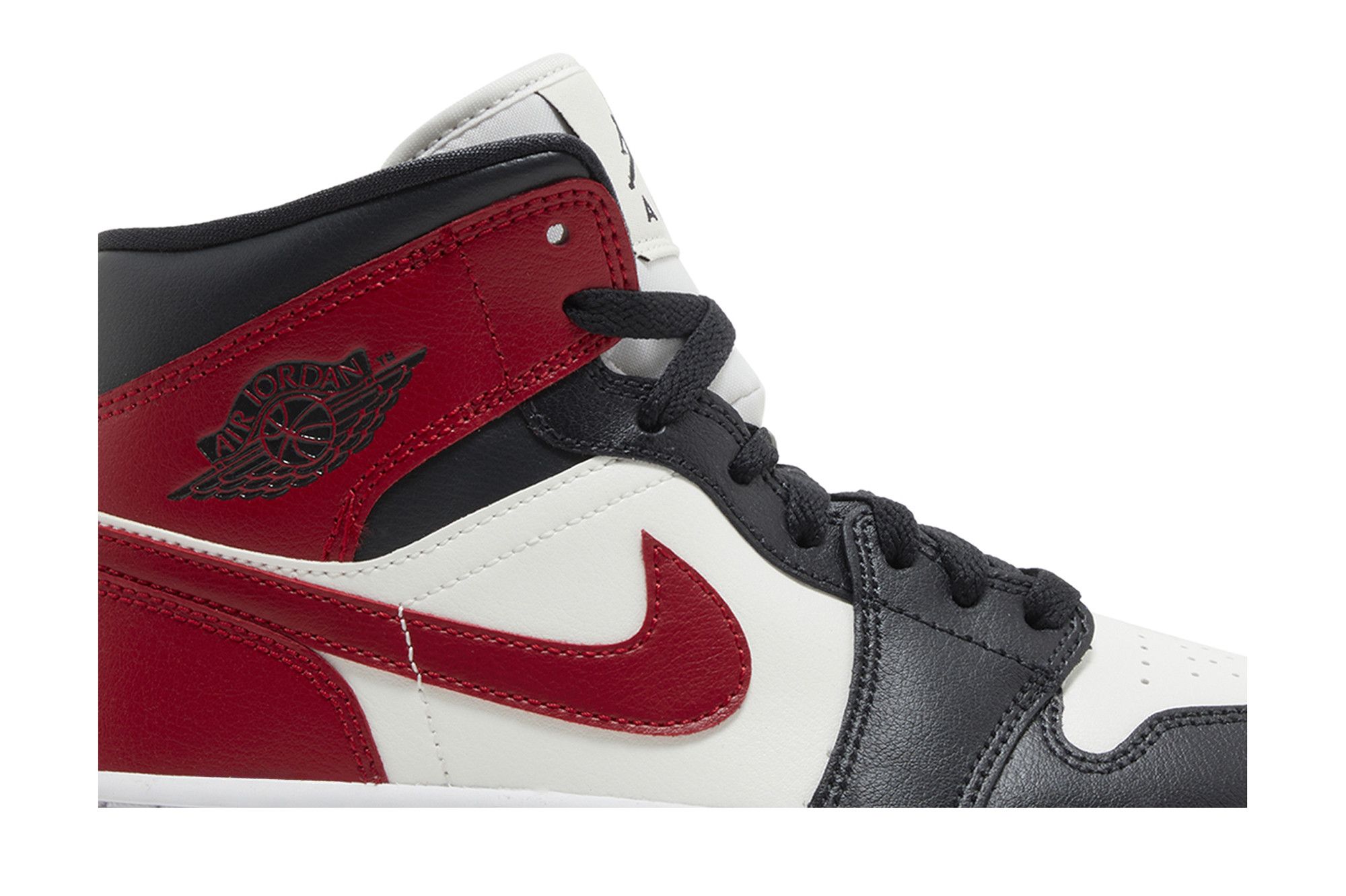 (Women) Air Jordan 1 Mid ‘Black Toe’ BQ6472-160