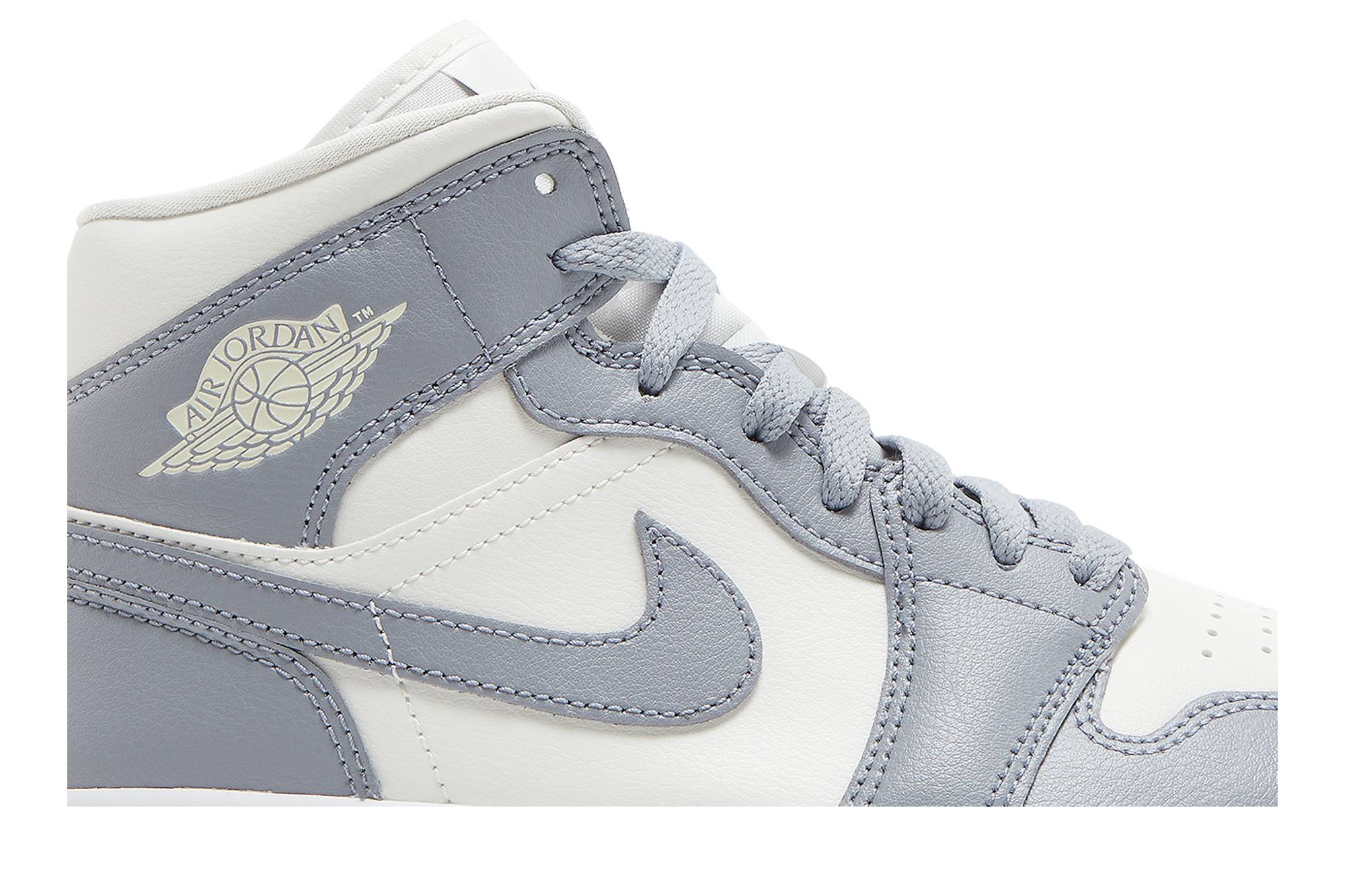 (Women) Air Jordan 1 Mid ‘Stealth’ BQ6472-115