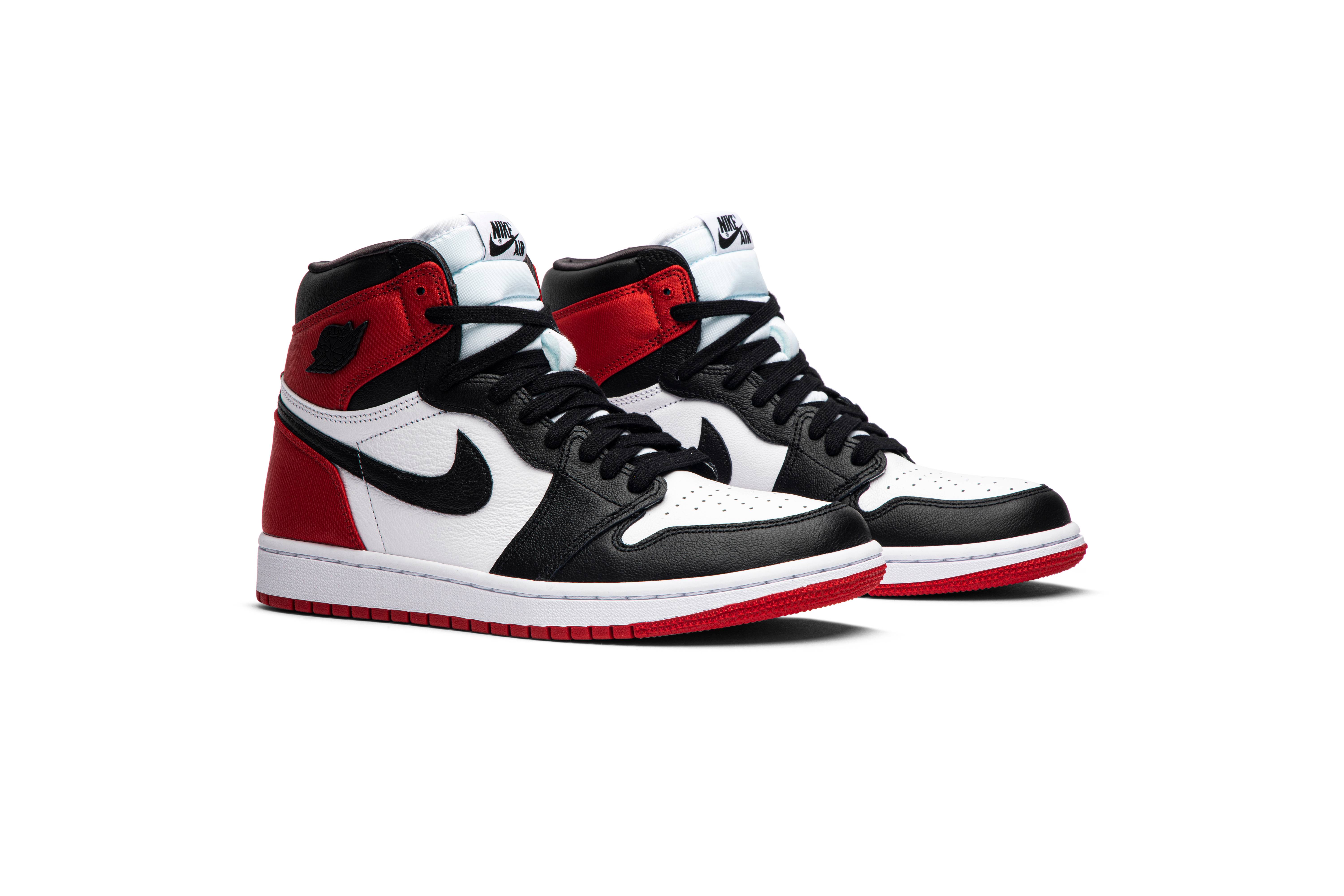 (Women) Air Jordan 1 Retro High Satin Black Toe CD0461-016 Nicesnk