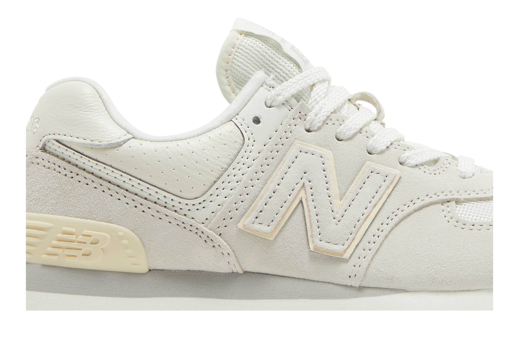 (Women) New Balance 574+ White Grey WL574ZAA Nicesnk