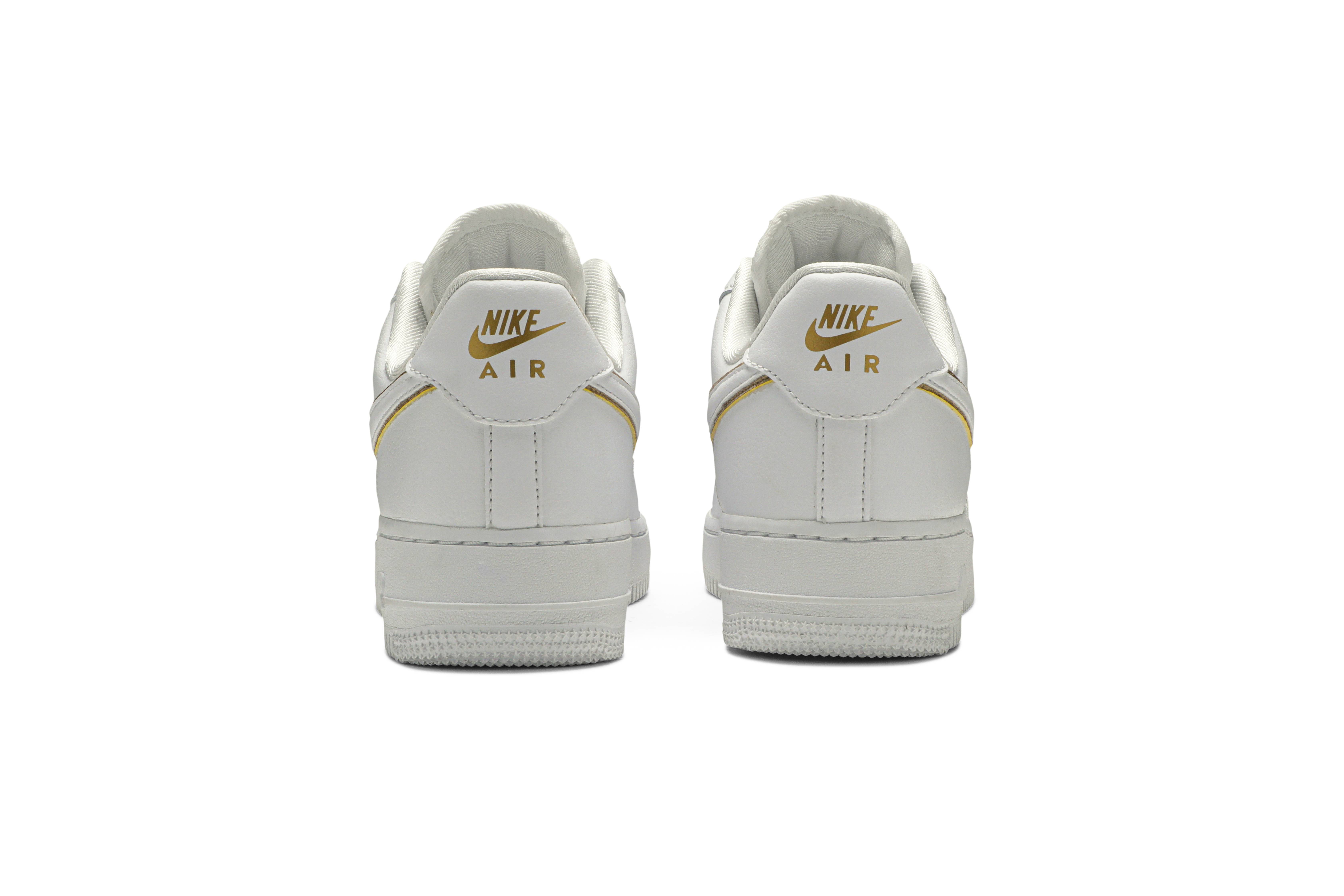 (Women) Nike Air Force 1 07 ESS Metallic Gold AO2132-102 Nicesnk