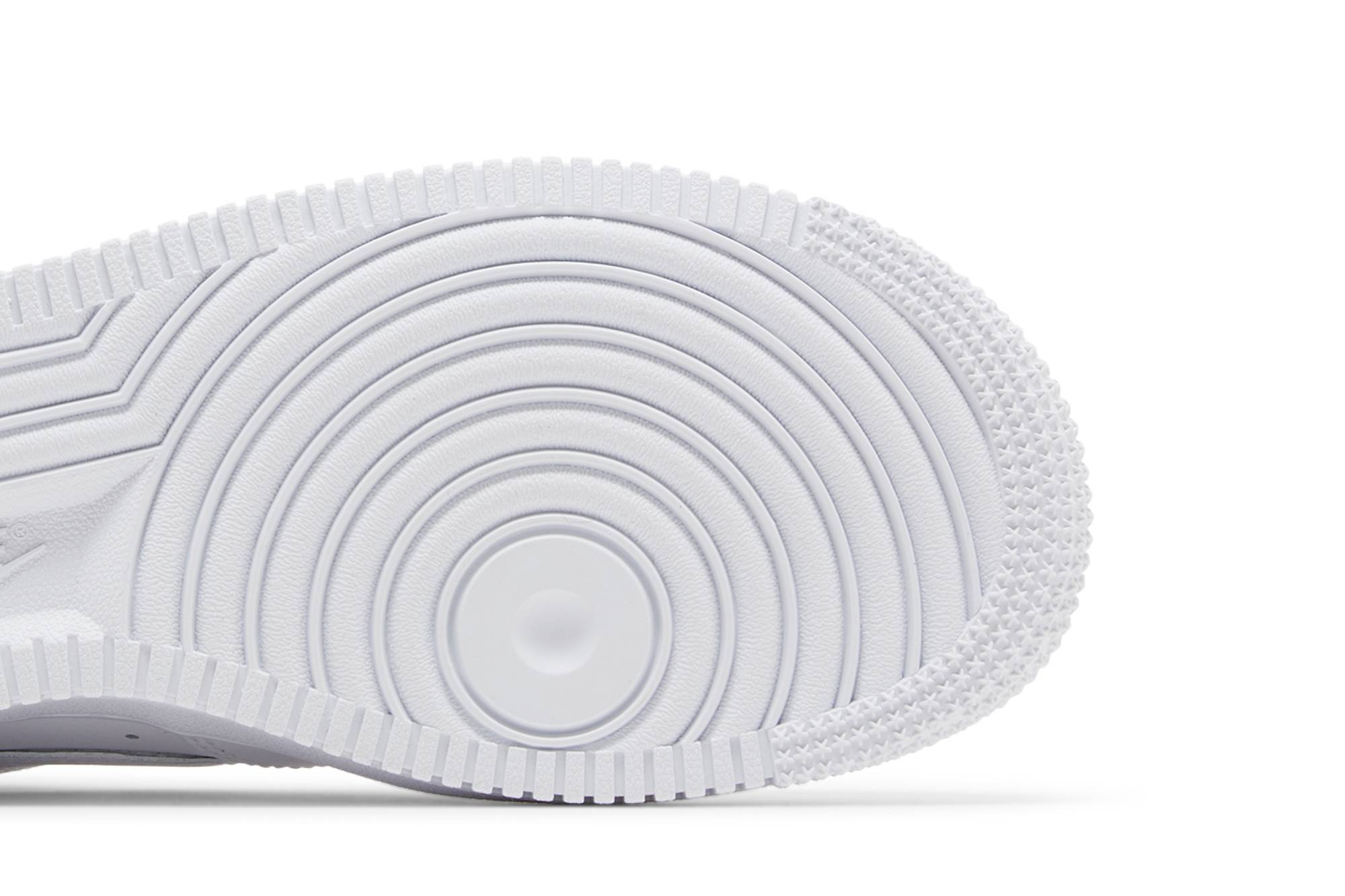 (Women) Nike Air Force 1 ’07 ‘Studded Swoosh’ FQ8887-100