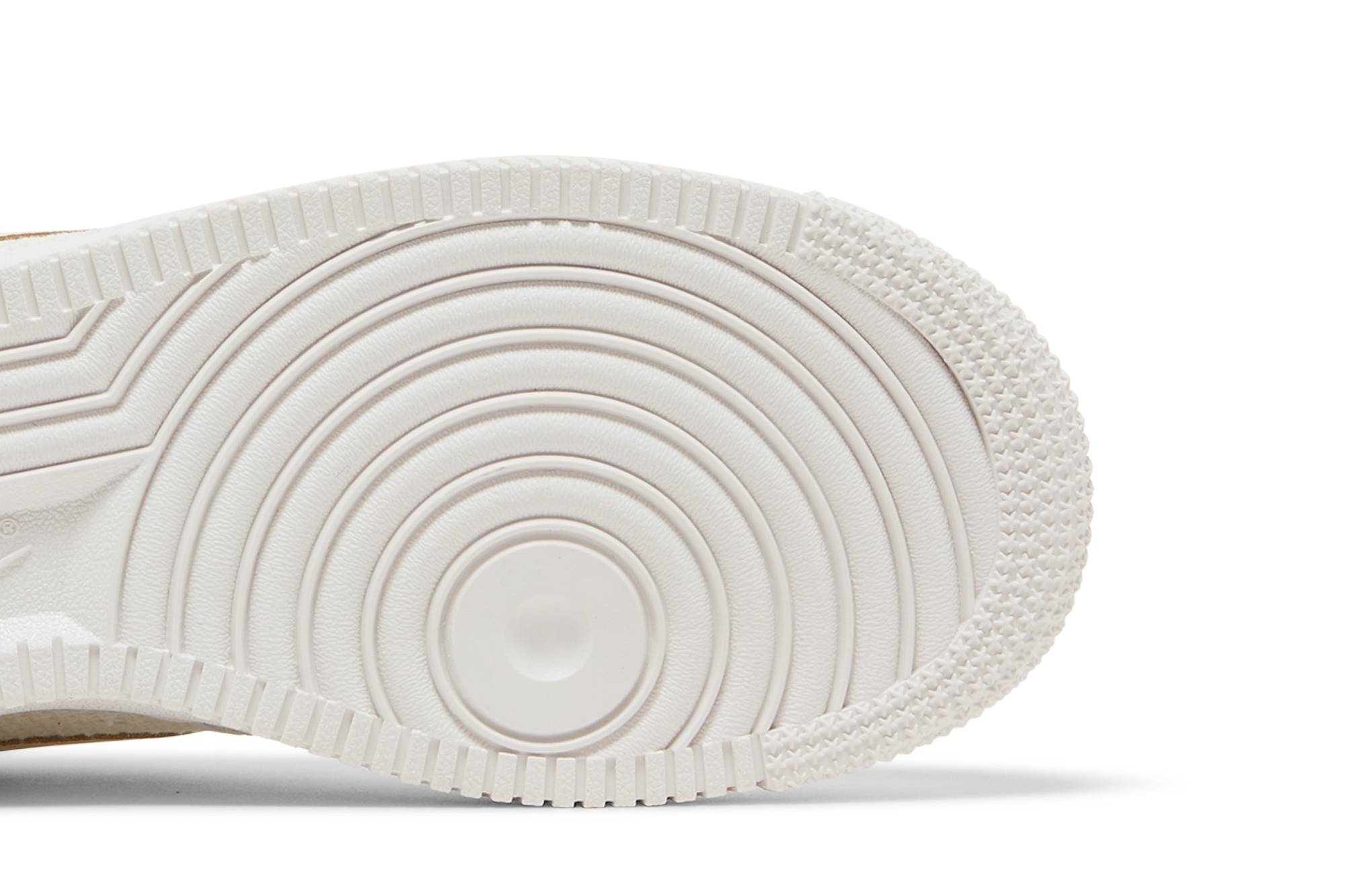 (Women) Nike Air Force 1 ’07 ESS ‘Cross Stitch – White Fossil’ DJ9945-100