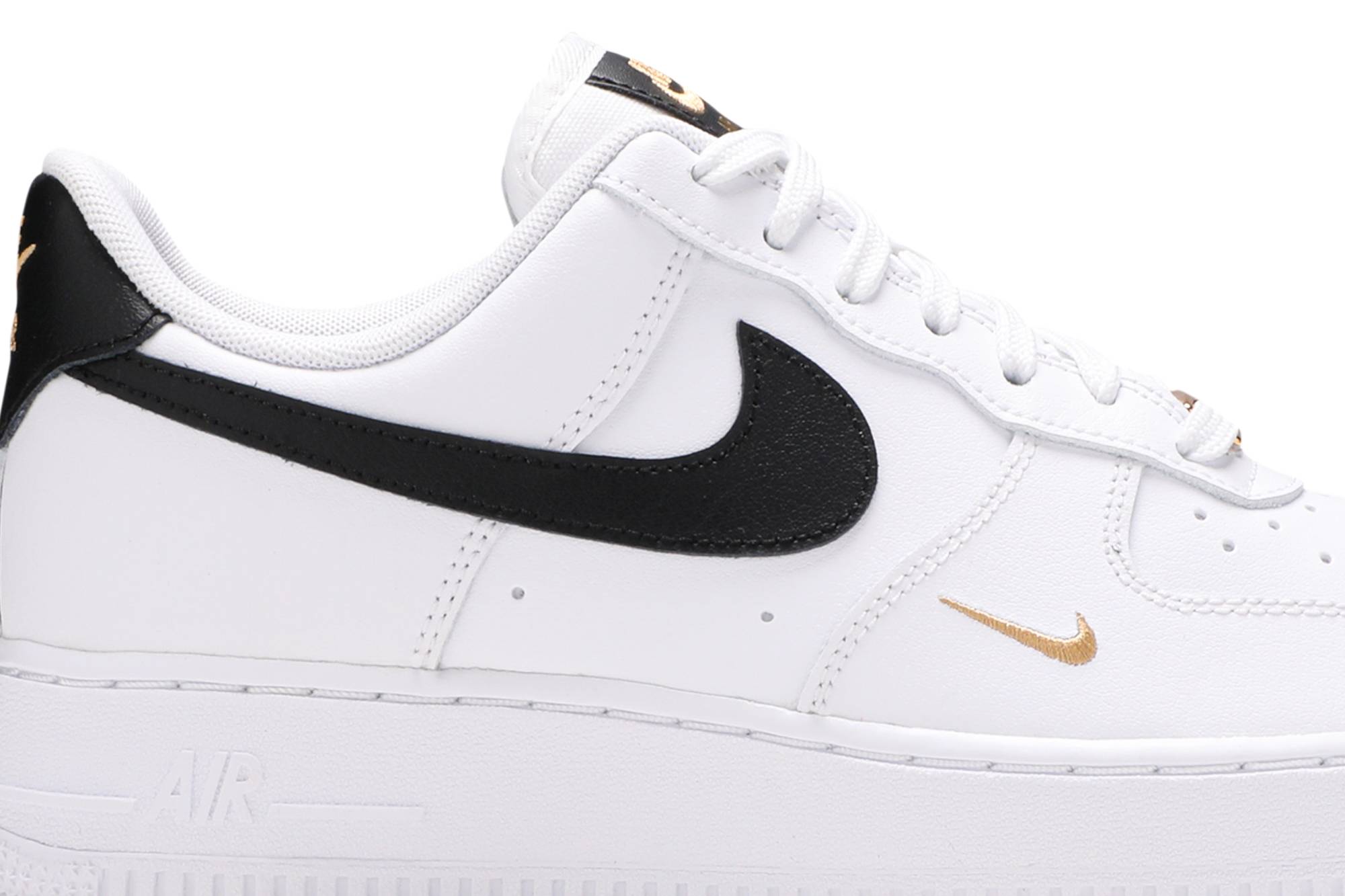 (Women) Nike Air Force 1 ’07 Essential ‘White Black’ CZ0270-102