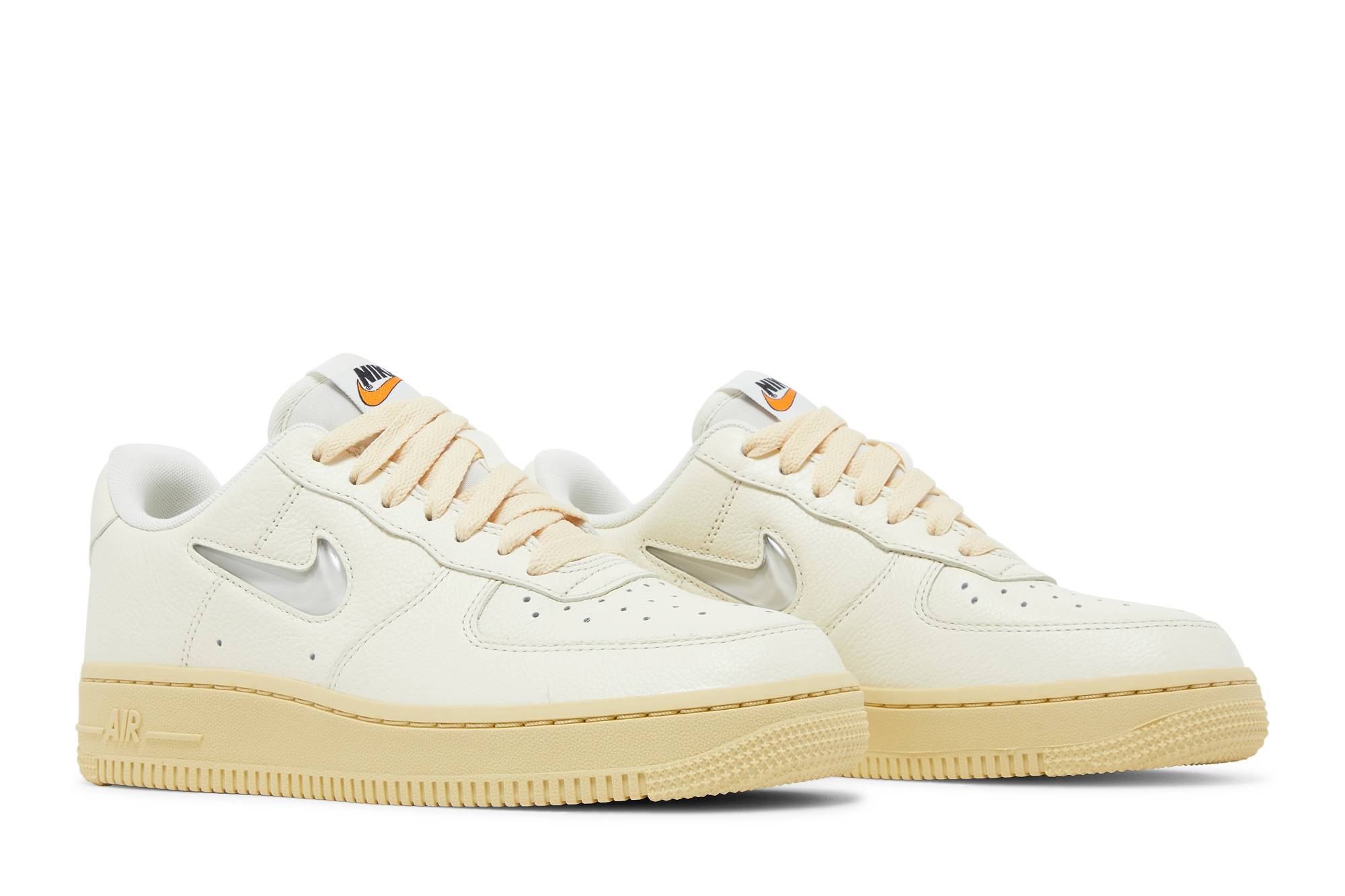 (Women) Nike Air Force 1 07 LX Coconut Milk and Lemon Wash DO9456-100 Nicesnk