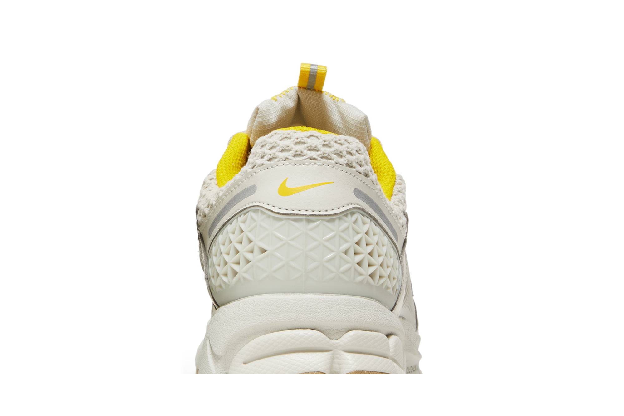 (Women) Nike Air Zoom Vomero 5 Light Bone FJ7694-020 Nicesnk