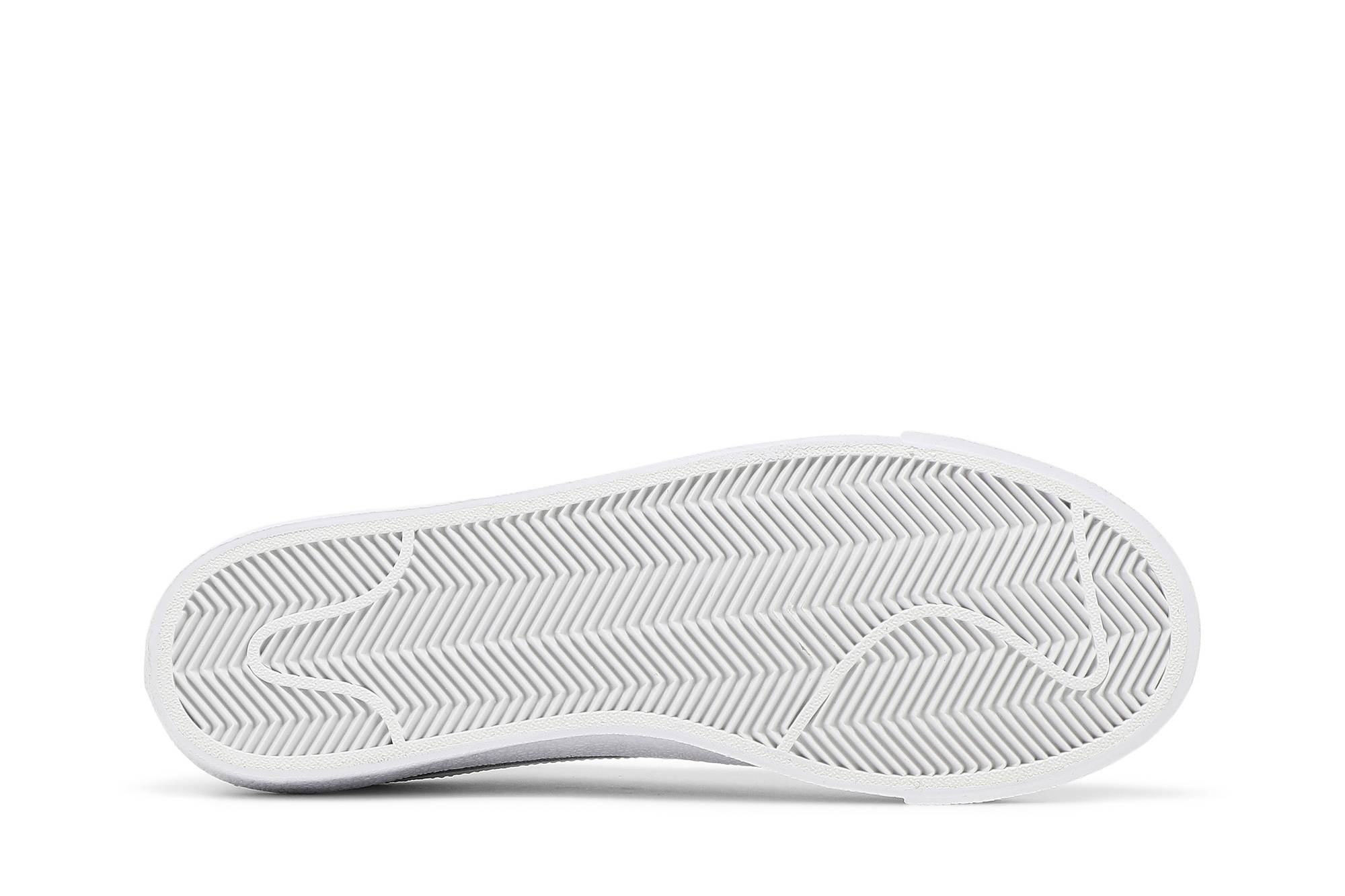 (Women) Nike Blazer Low ’77 ‘Triple White’ DC4769-101