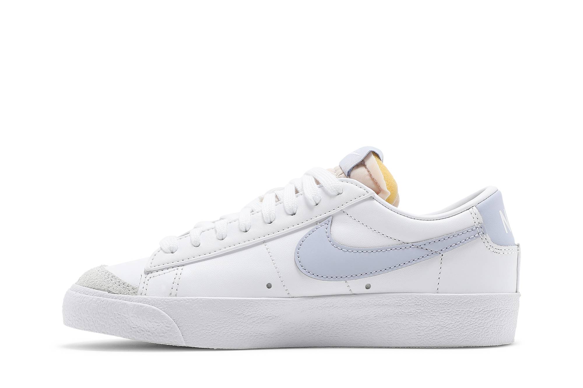 (Women) Nike Blazer Low ’77 ‘White Ghost’ DC4769-103
