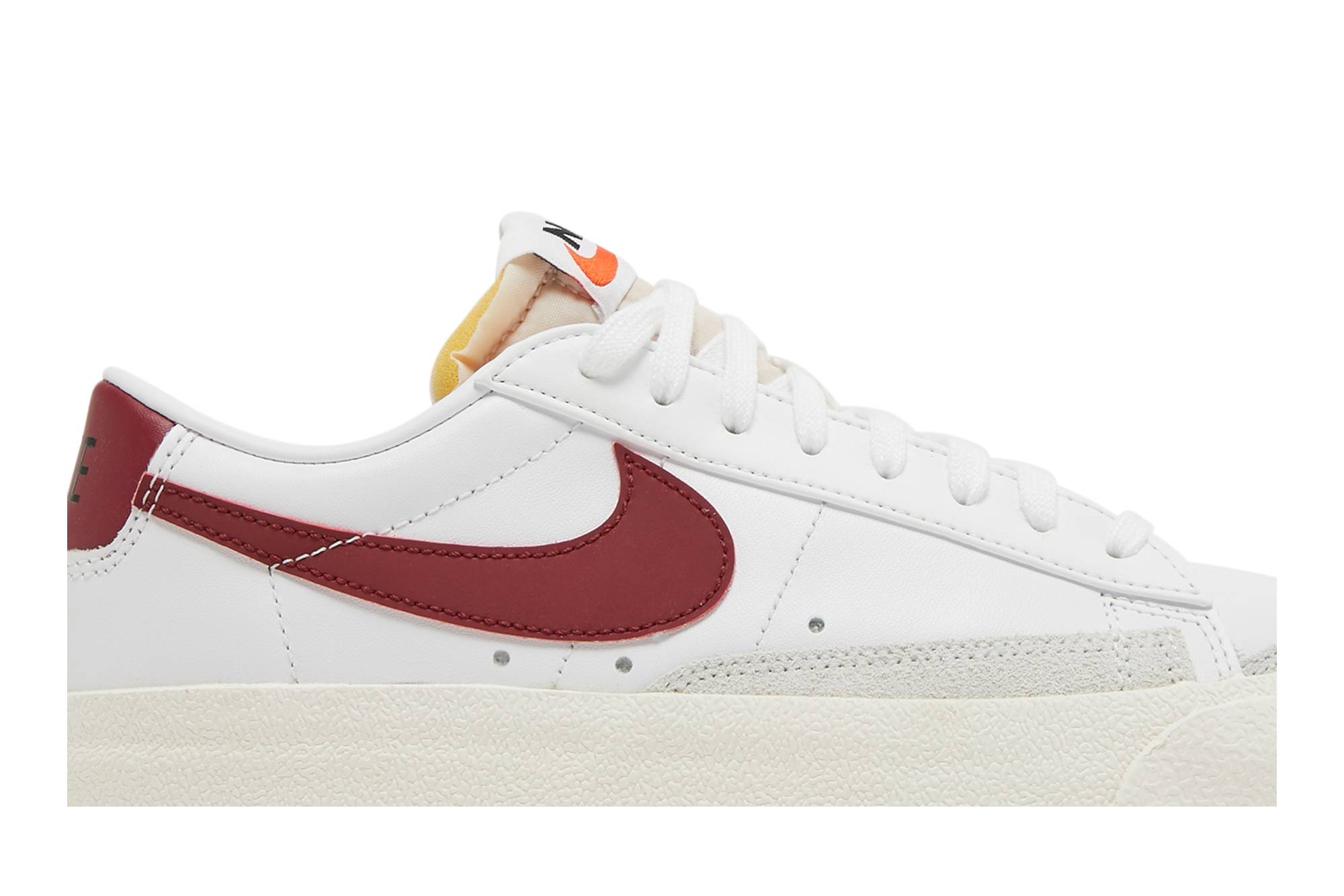 (Women) Nike Blazer Low 77 White Team Red DC4769-104 Nicesnk