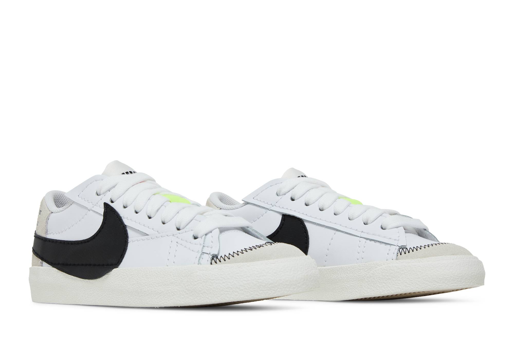 (Women) Nike Blazer Low Jumbo ‘White Black’ DQ1470-101
