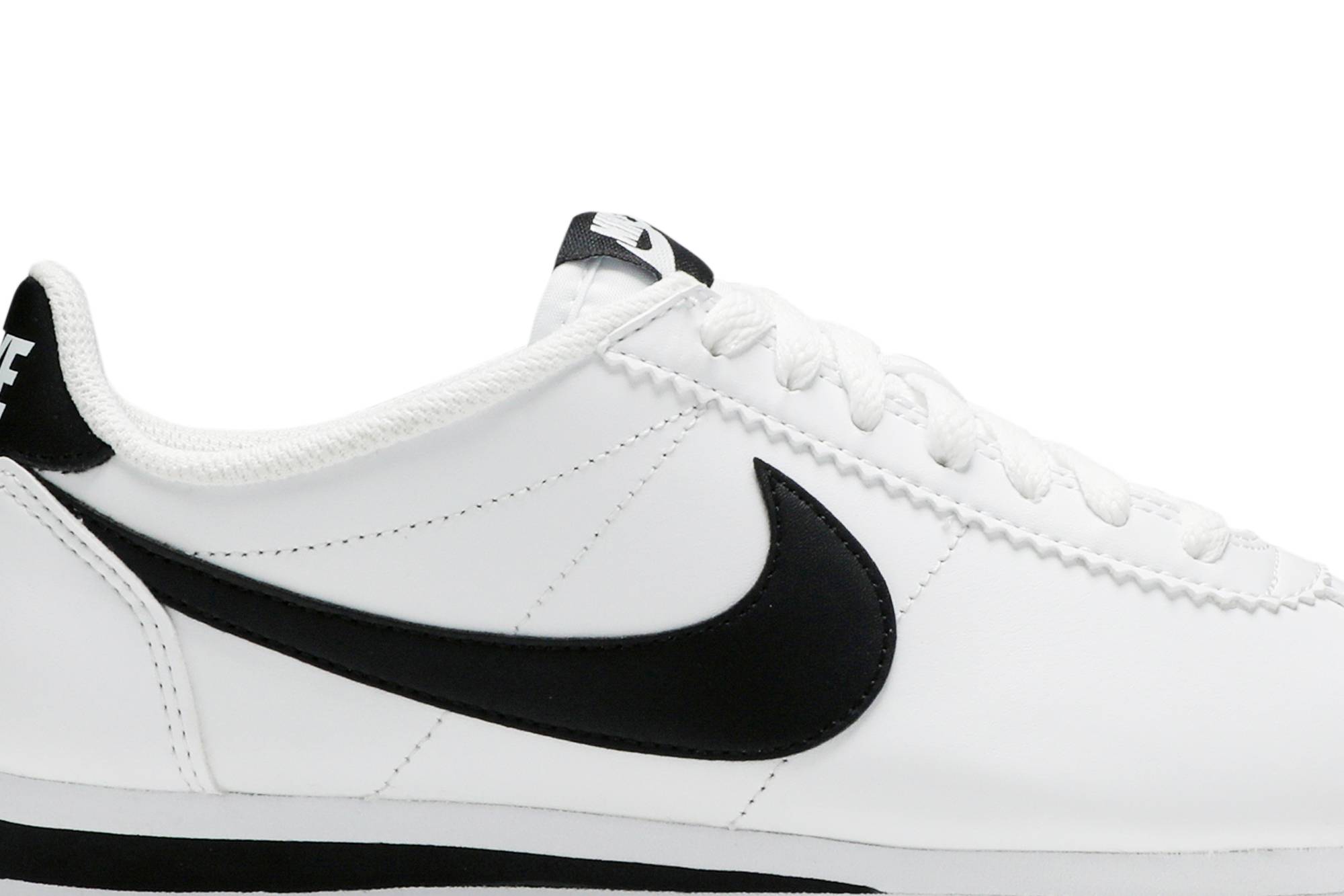 (Women) Nike Classic Cortez ‘White Black’ 807471-101