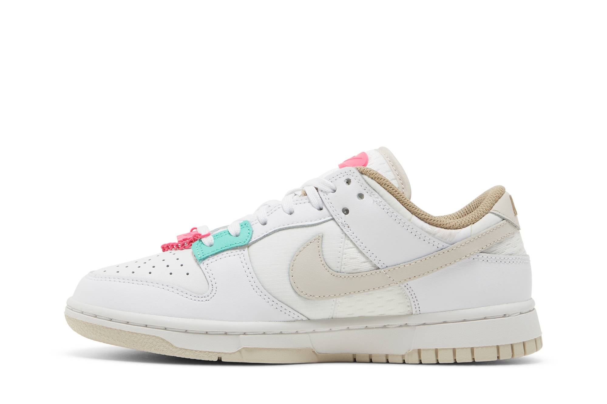 (Women) Nike Dunk Low Bling DX6060-121 Nicesnk