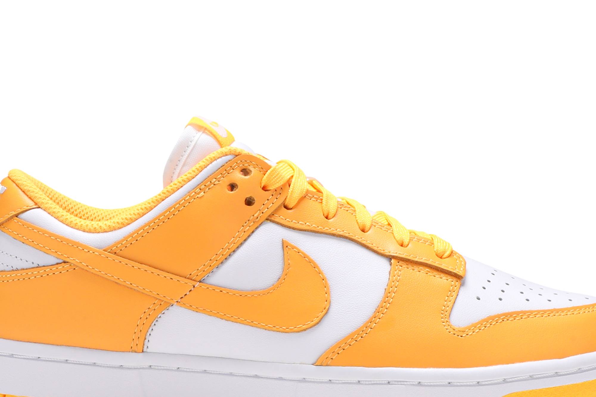 (Women) Nike Dunk Low ‘Laser Orange’ DD1503-800